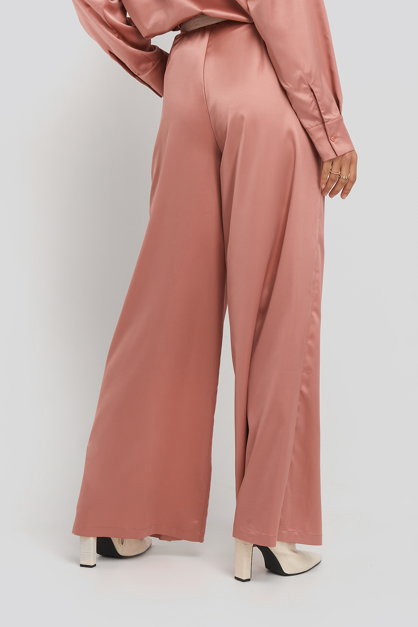 Wide Leg Satin Pants Pink | na-kd.com