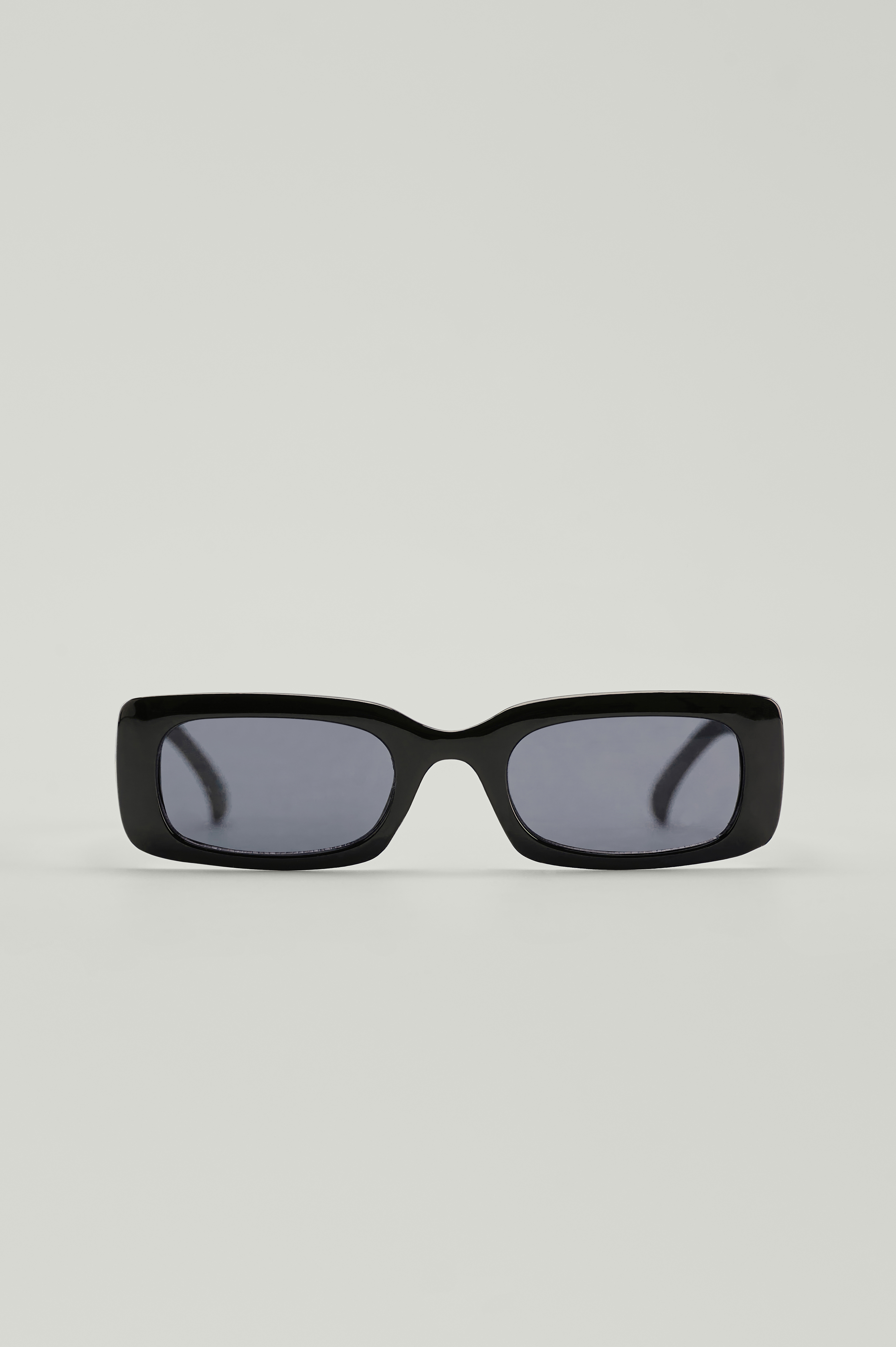 Pacific Coast Sunglasses Zonnebril Originele KD's Biker Zonnebril 2-pack Rook- en Gele Lenzen, Zwart, Volwassen Pacific Coast Sunglasses Zonnebril Originele KD's Biker Zonnebril 2-pack Rook- en Gele Lenzen, Zwart, Volwassen