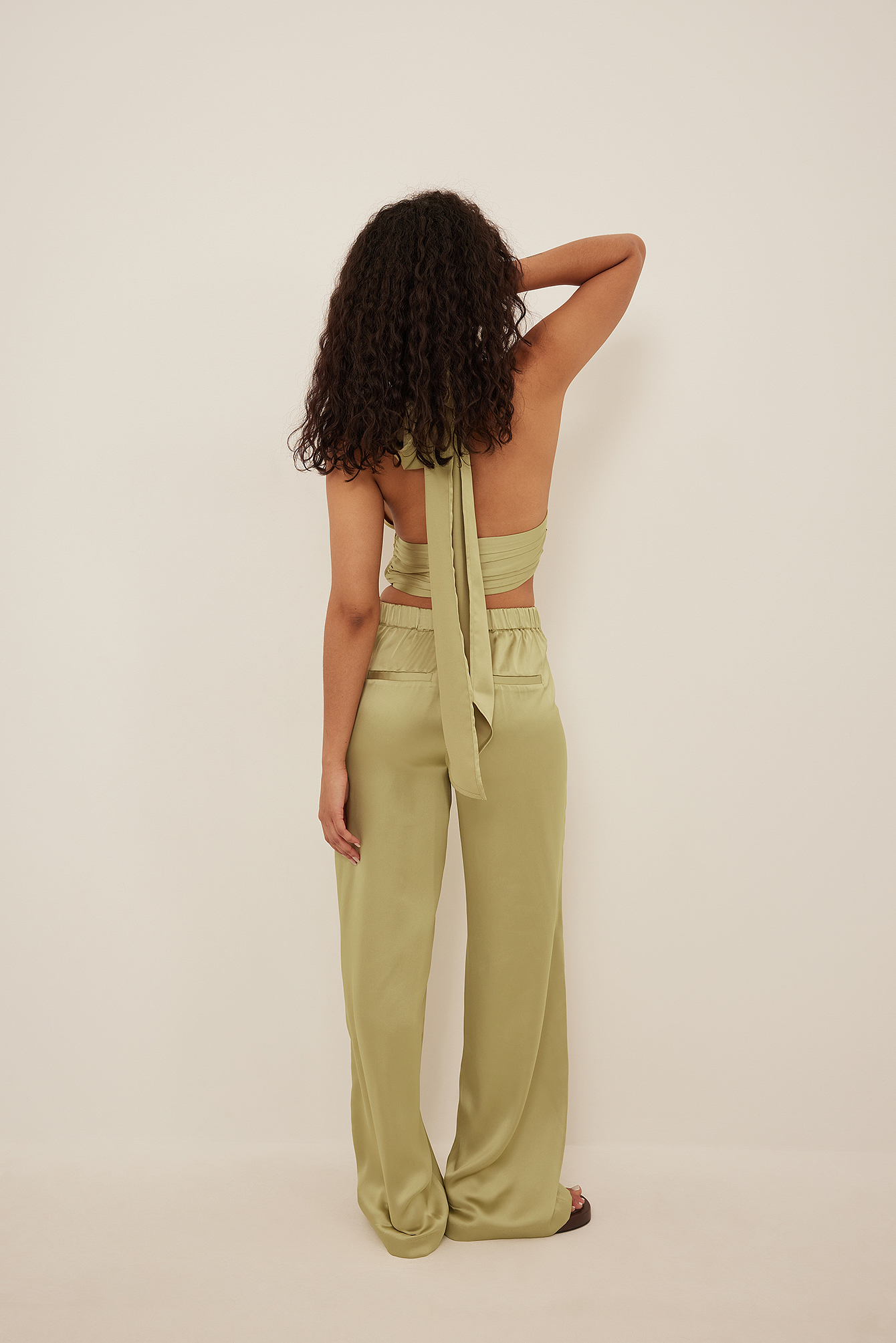 Wide Satin Pants Green | na-kd.com