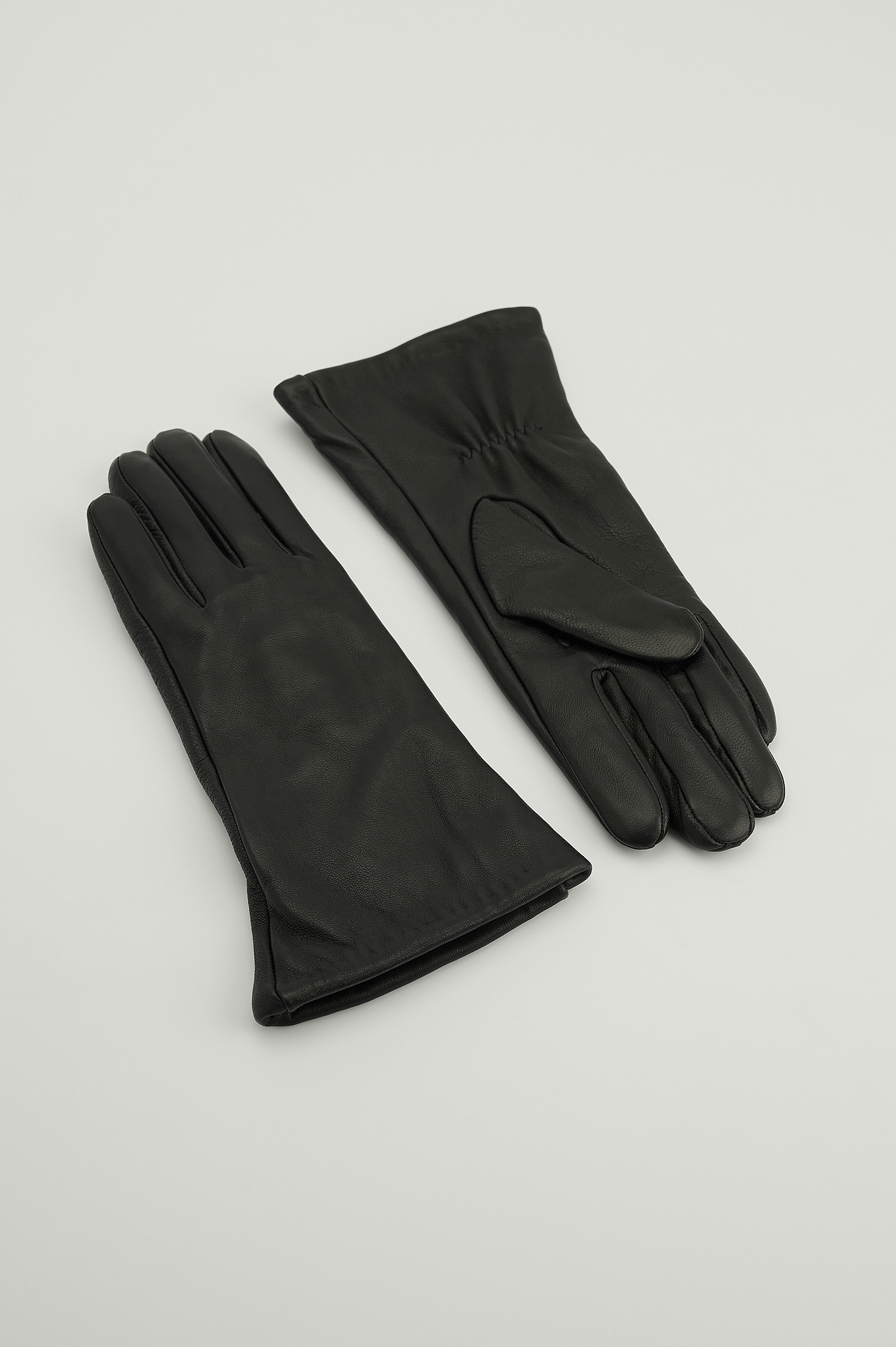 NA-KD Accessories Mesh handschuhe in Lila Damen Accessoires Handschuhe 