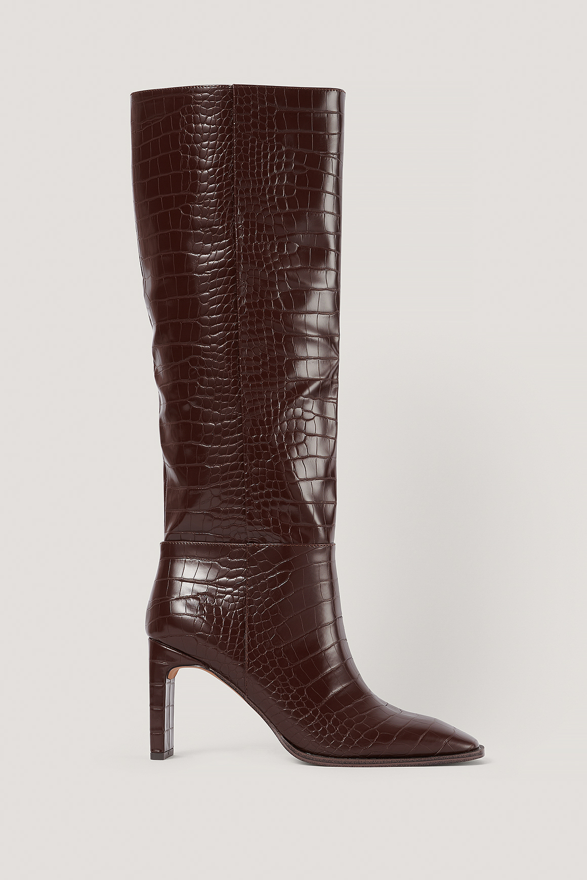 Botas de Cuero Punta 7 Cuadrada con Medallon Color Negro main image 1