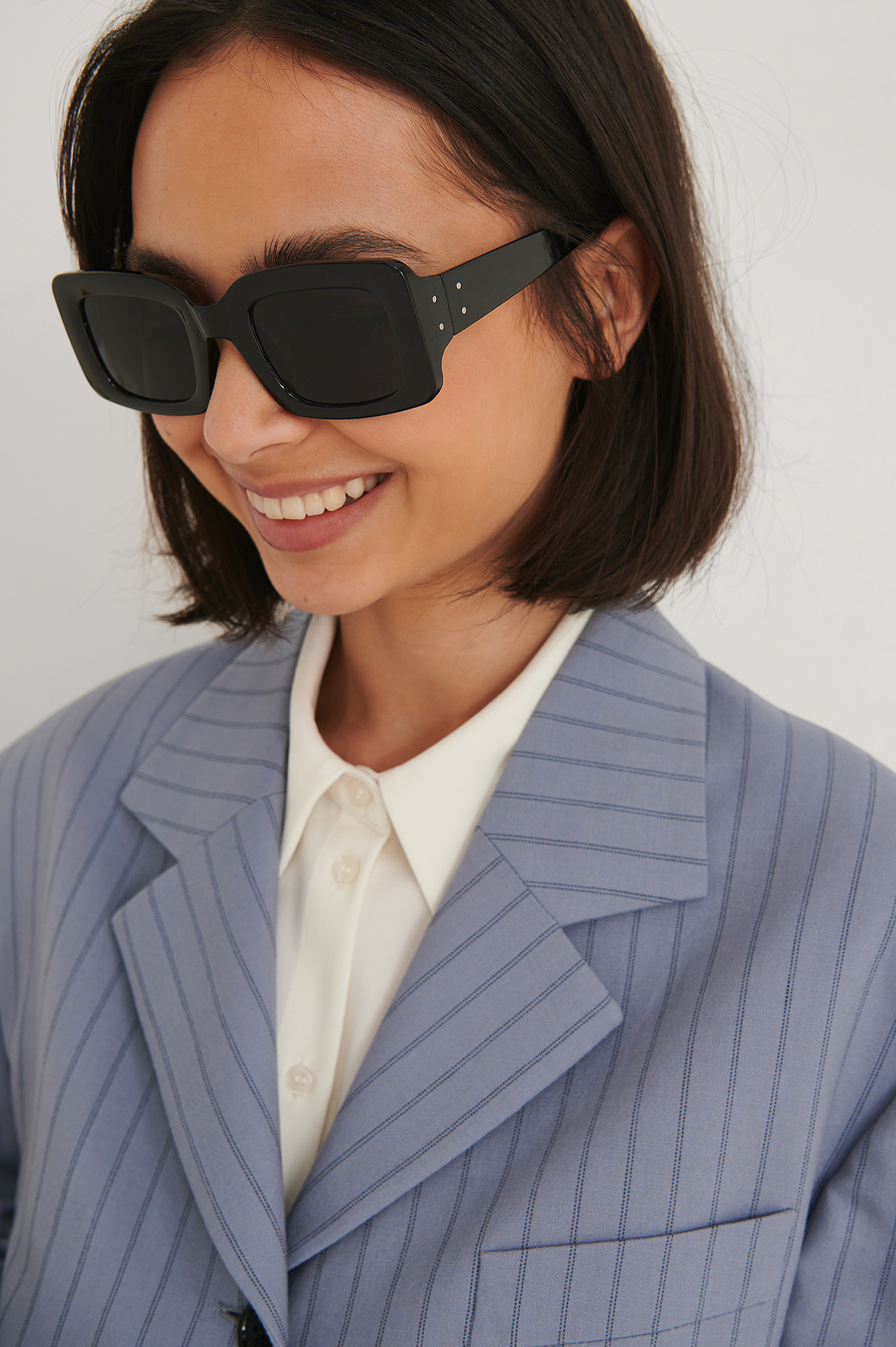 Occhiali Da Sole Con Lenti Larghe E Quadrate Nero | na-kd.com