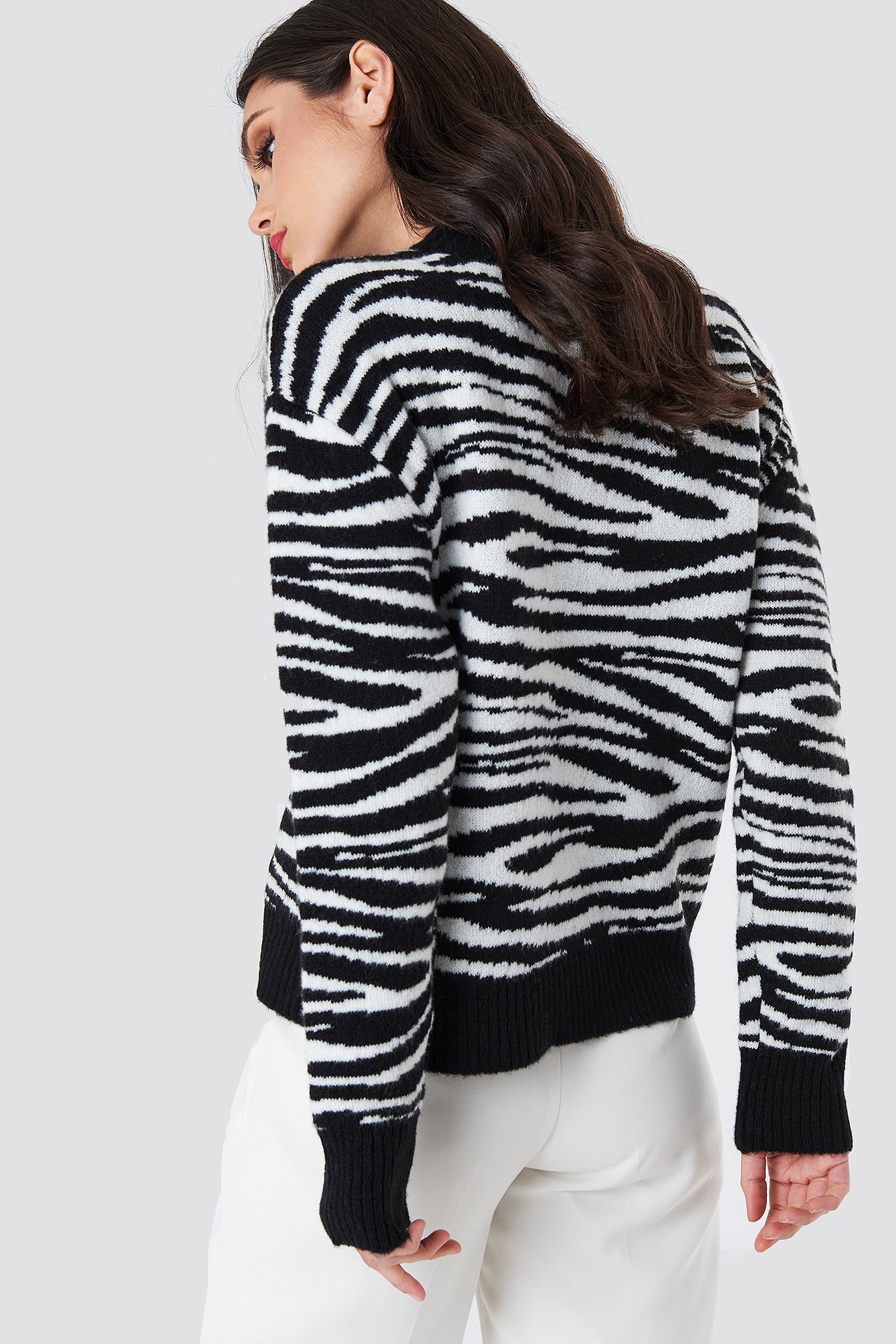 Black/White Zebra Knitted Sweater