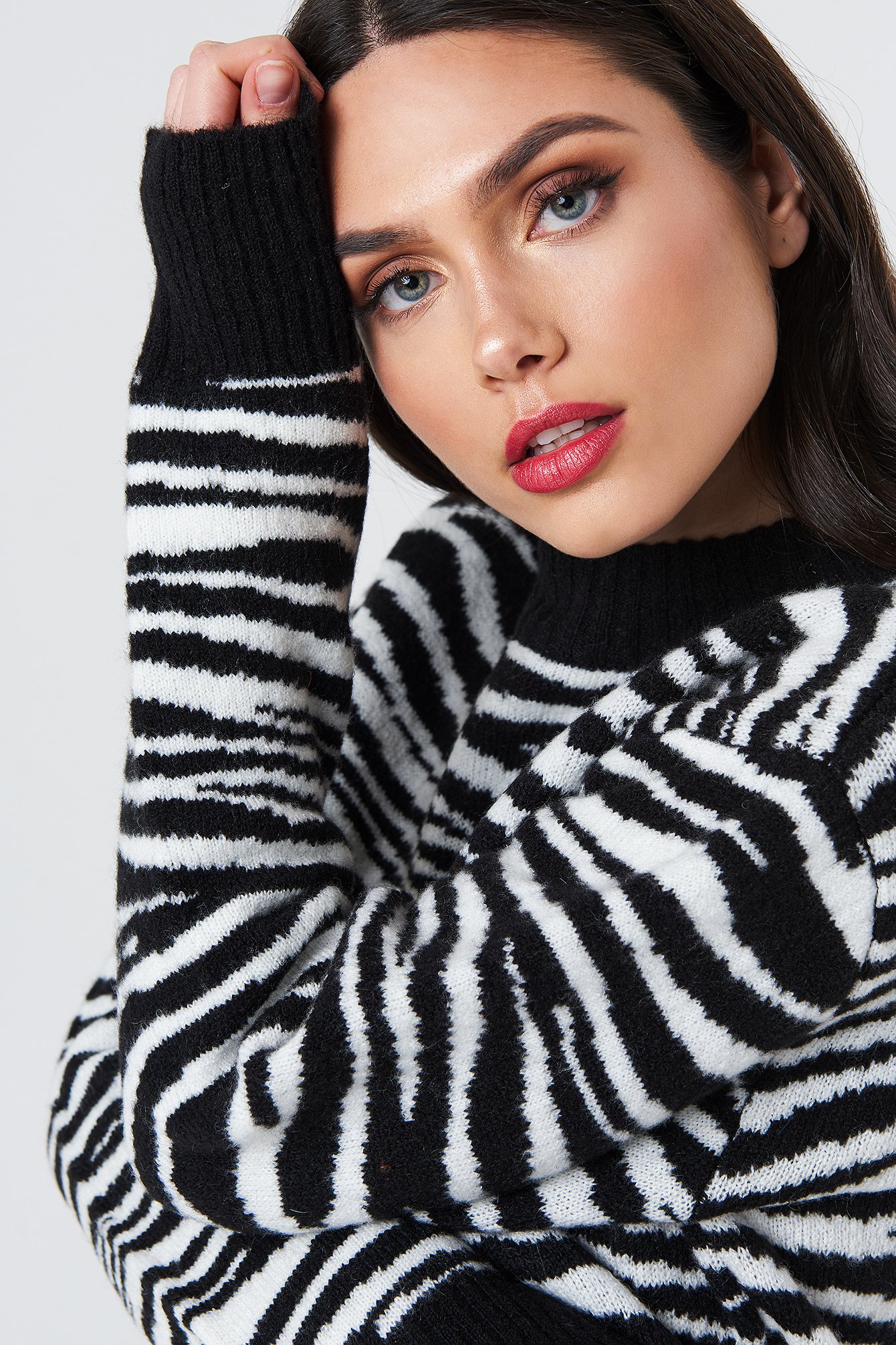Black/White Zebra Knitted Sweater