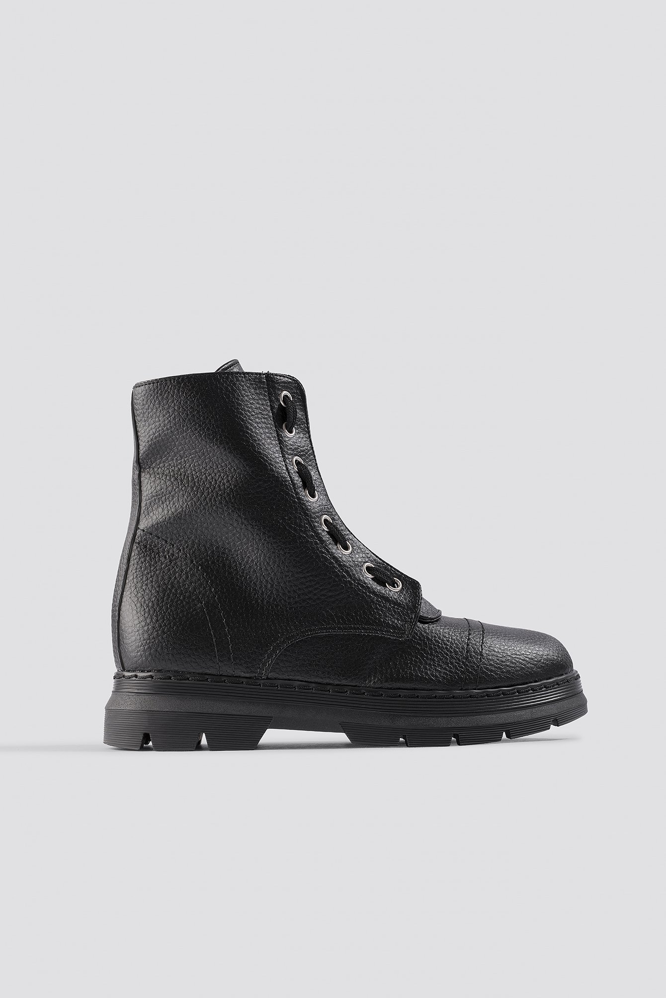 Zipper Detail Combat Boots Negro | na-kd.com