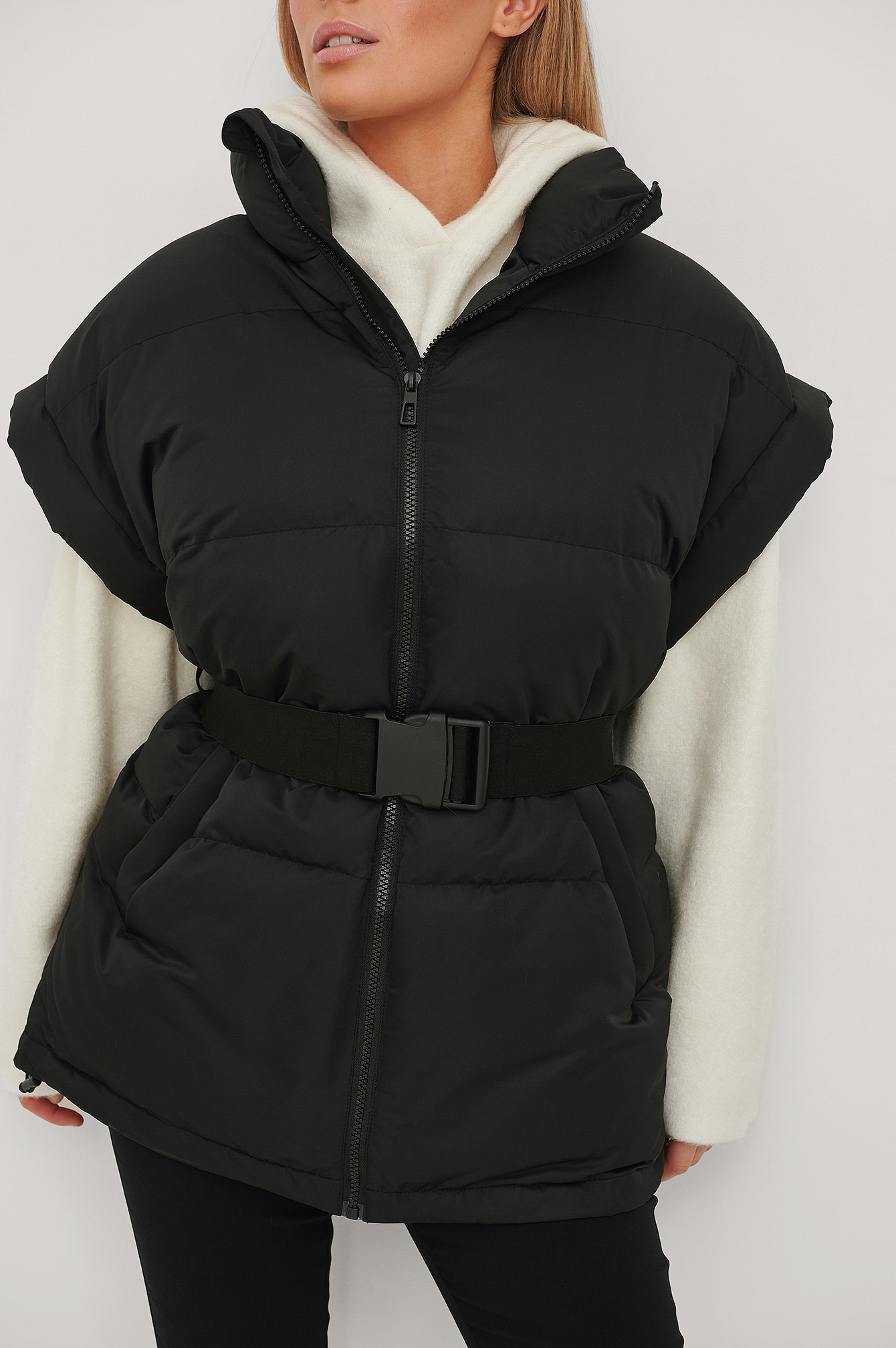 NA-KD Black Cropped Padded Vest Womens Clothing Jackets Waistcoats and gilets 