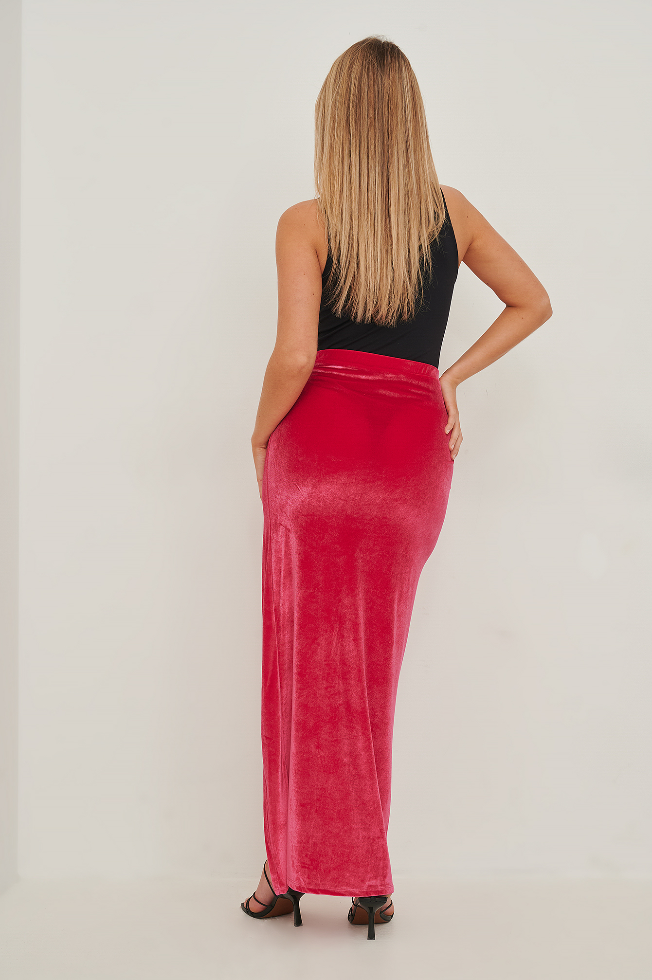 Twist Detail Velvet Skirt Red