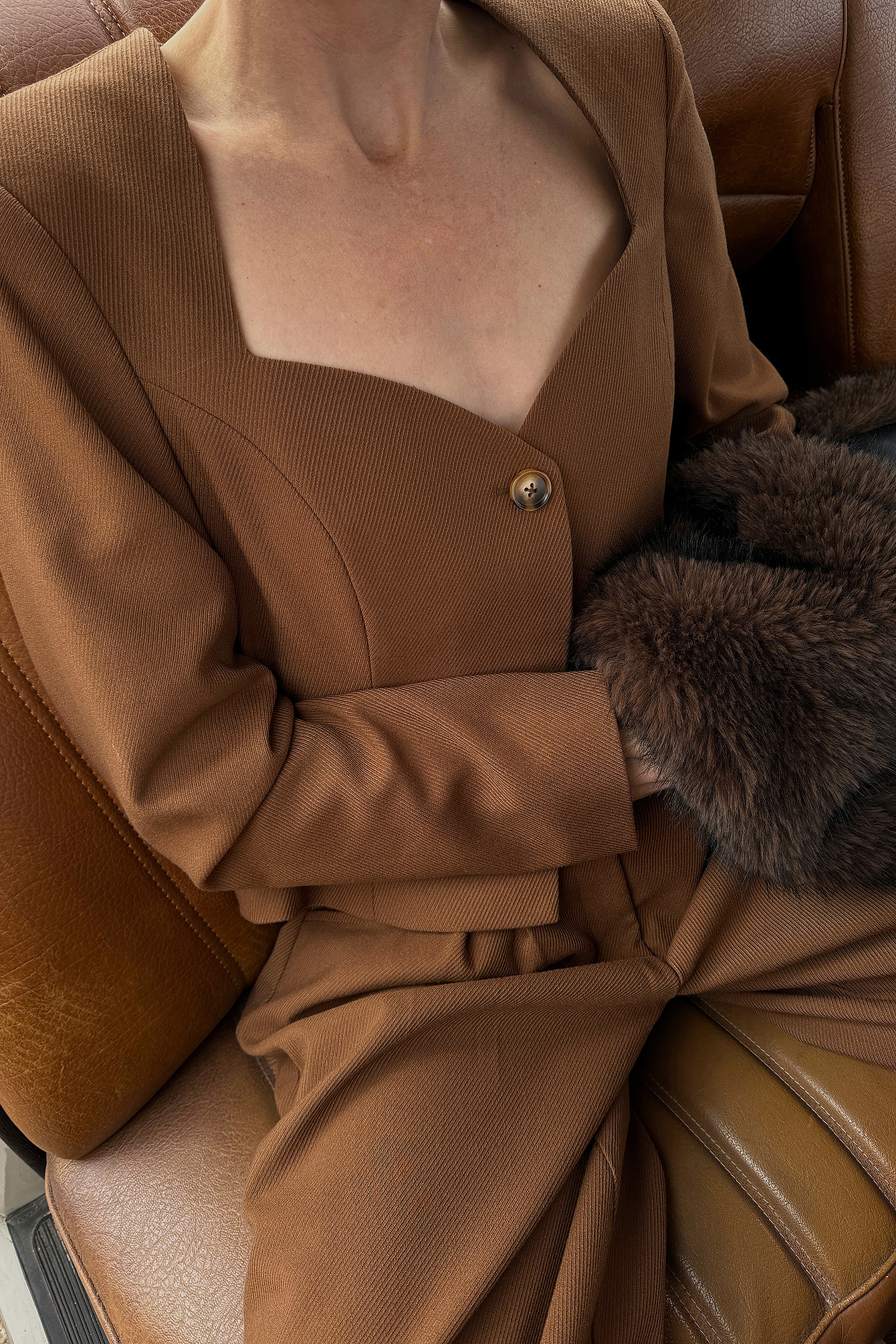 Hanna Stefansson x NA-KD Neck Detail One Buttoned Blazer - Blazers - Brown - EU 32 - NA-KD / NAKD