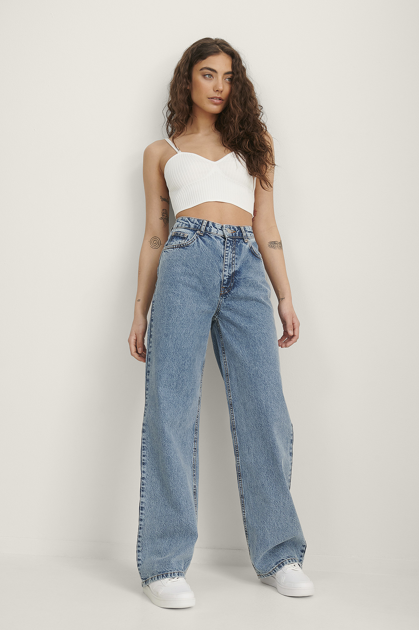 Wide-Leg Jeans for Women | Stylish 
