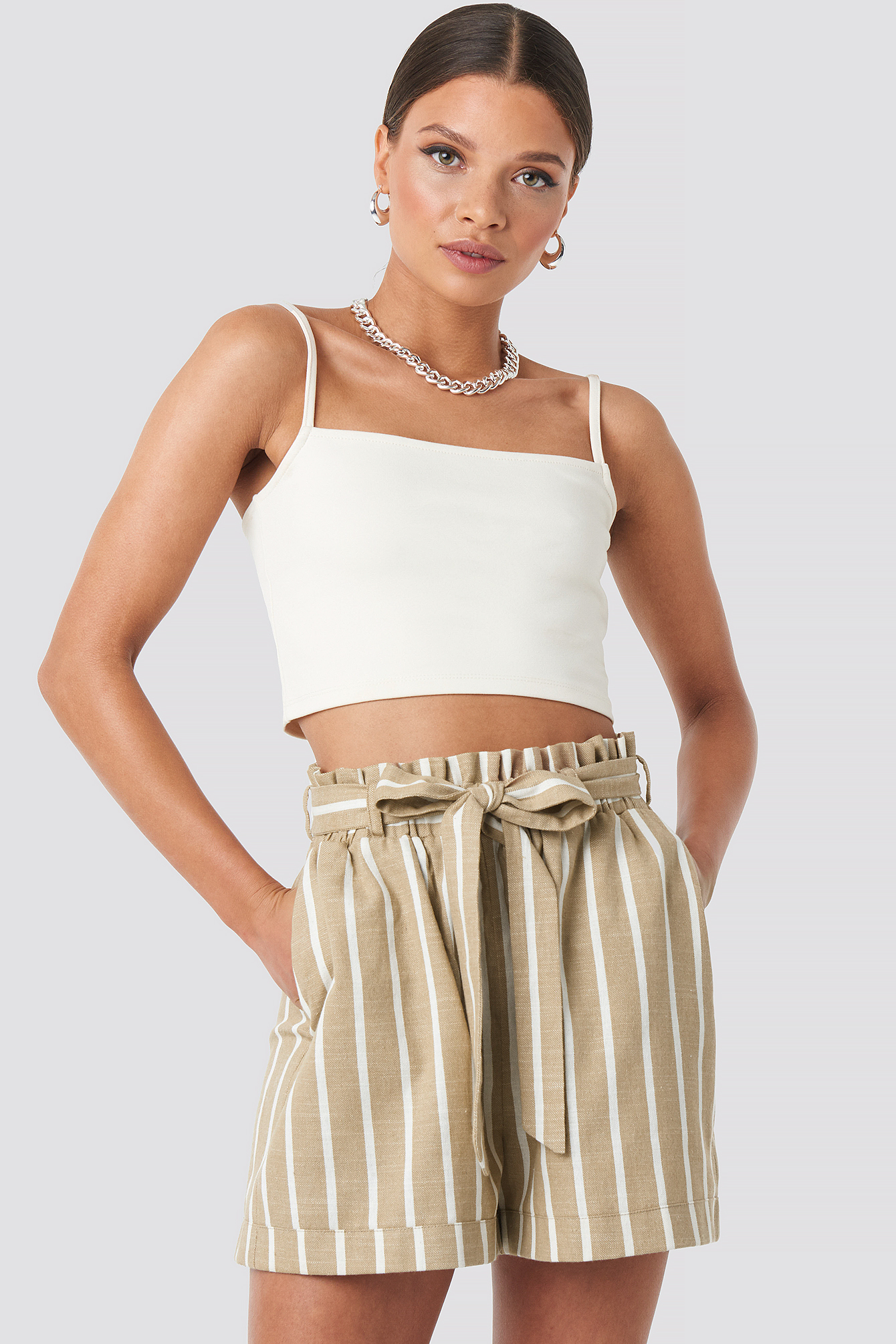 Tie Waist Relaxed Shorts Light Beige