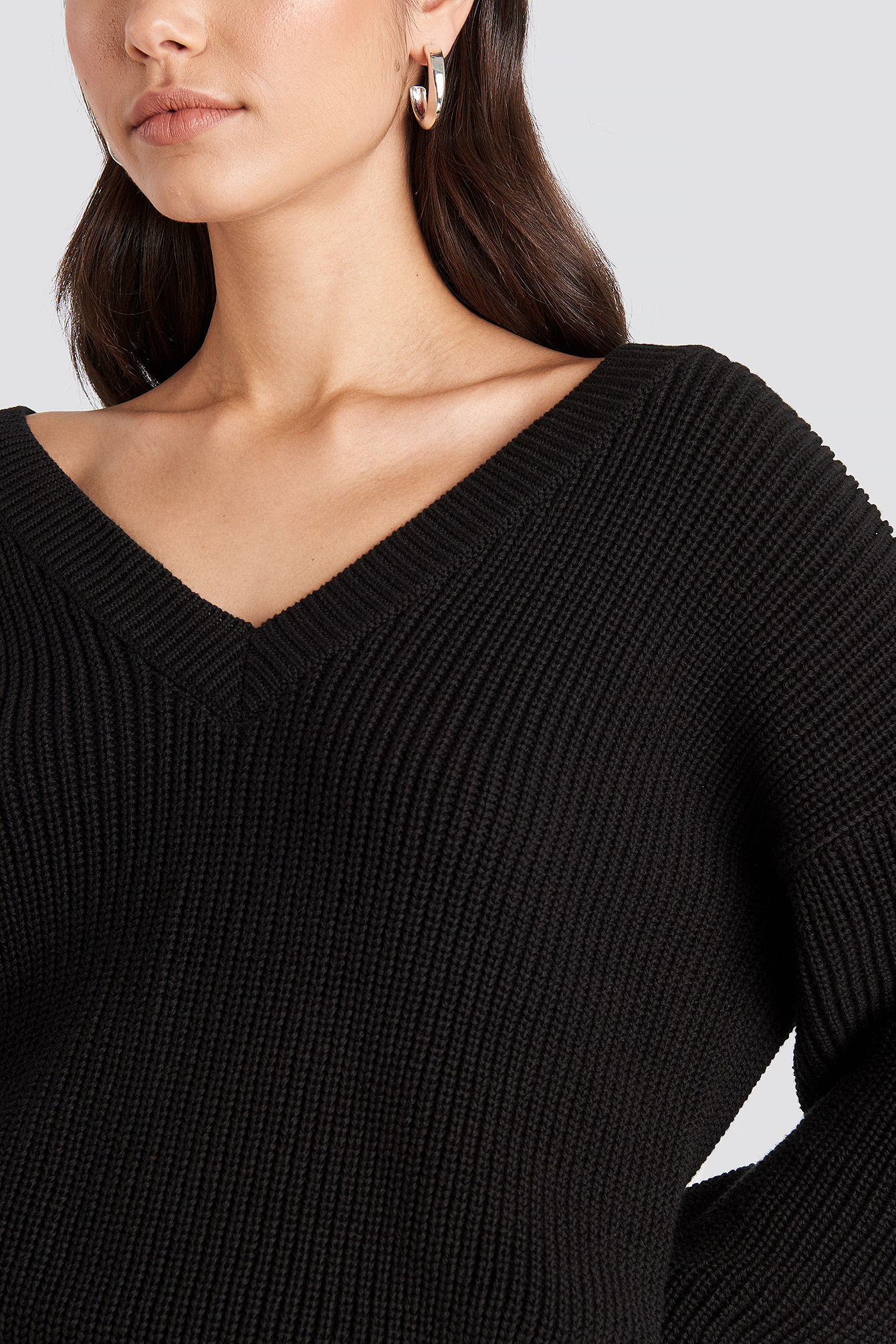Oversized V-neck Knitted Sweater Black | na-kd.com