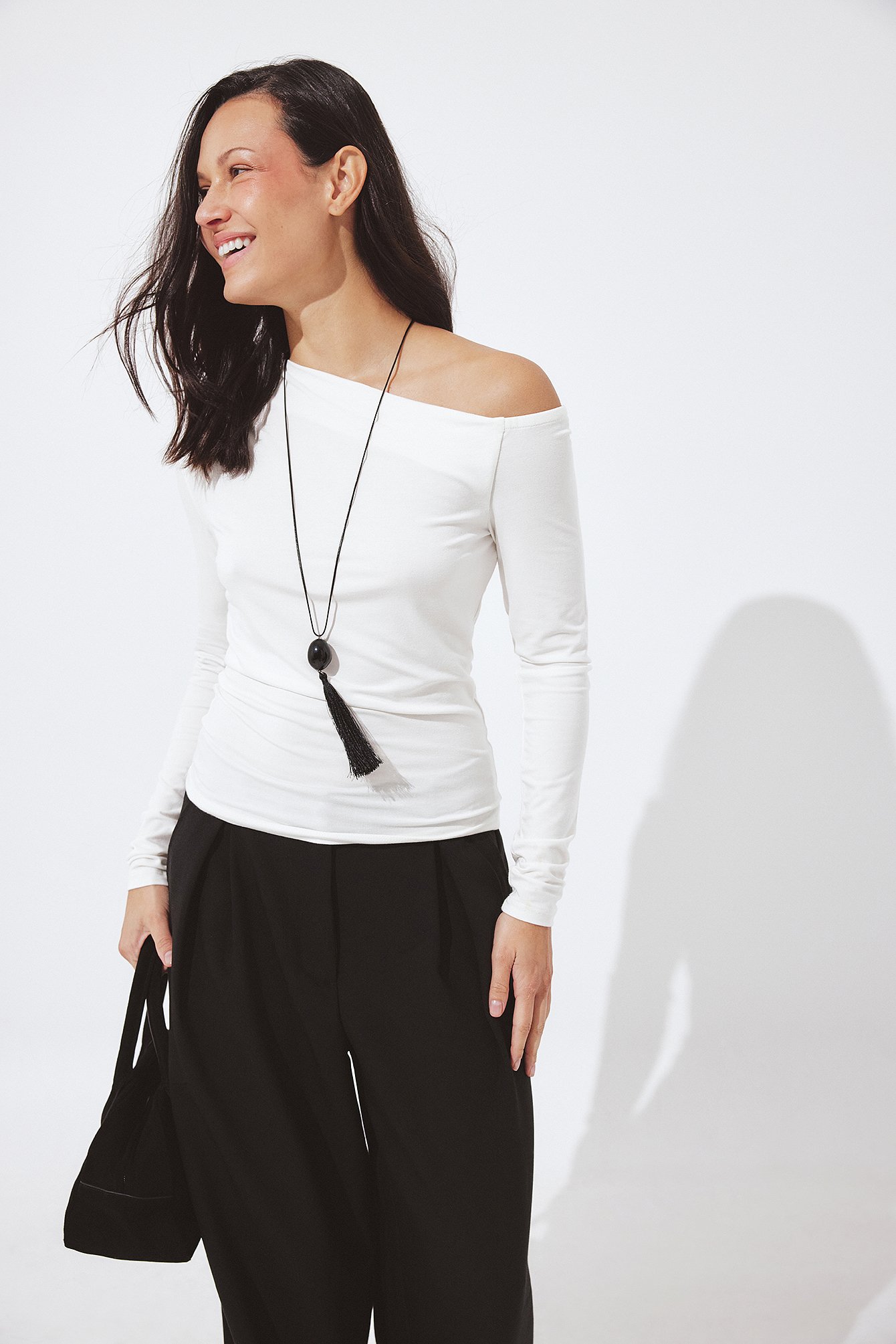 Off Shoulder Jersey Top Offwhite | NA-KD