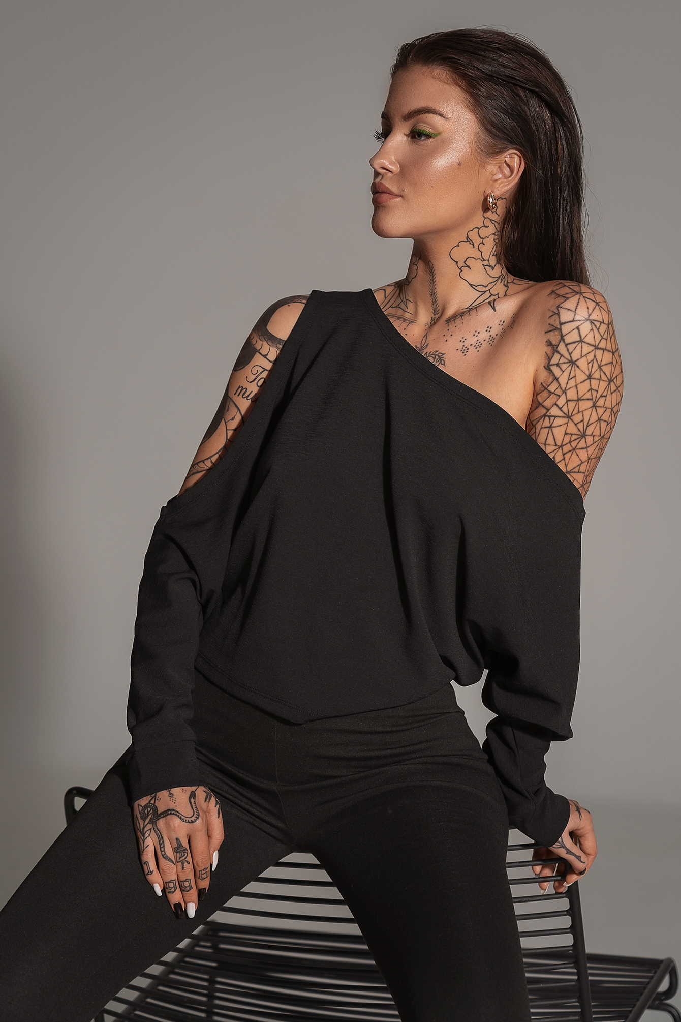 OLIVIA SALO X NA-KD Draped Bare Shoulder Top Black
