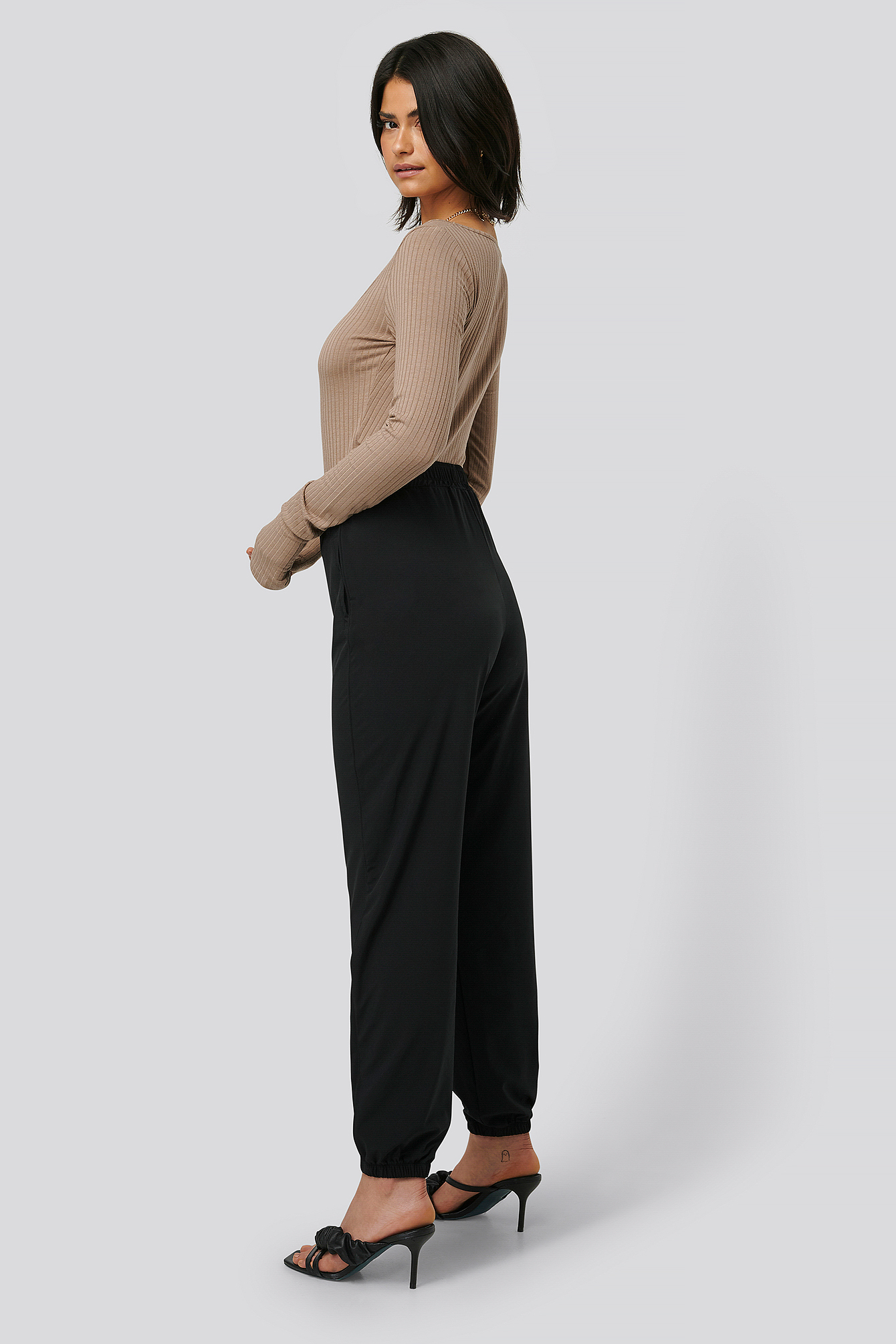 OLIVIA SALO X NA-KD WINDBREAKER PANTS - BLACK