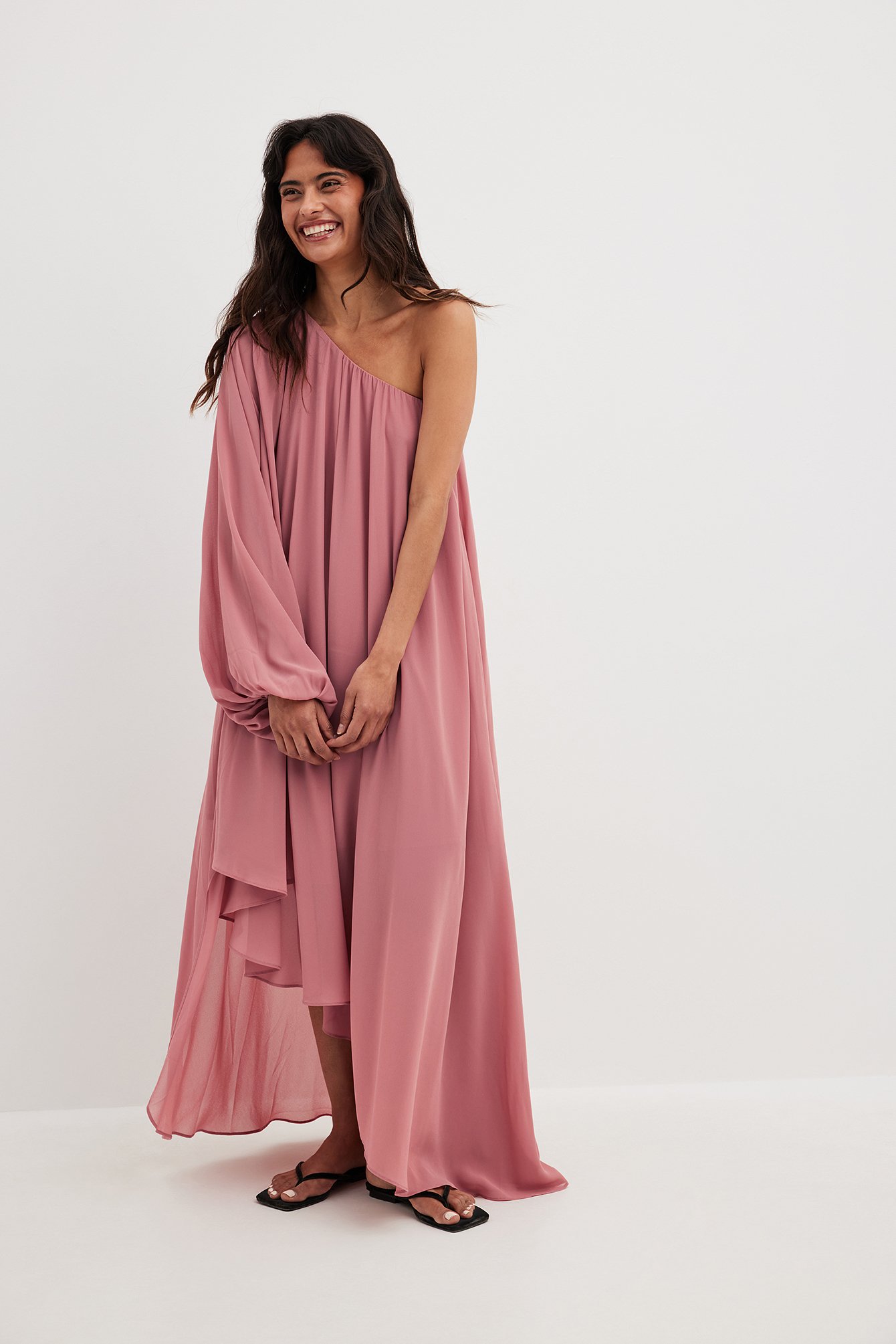 Sleeve One Pink Balloon | Asymmetric Dress NA-KD Flowy