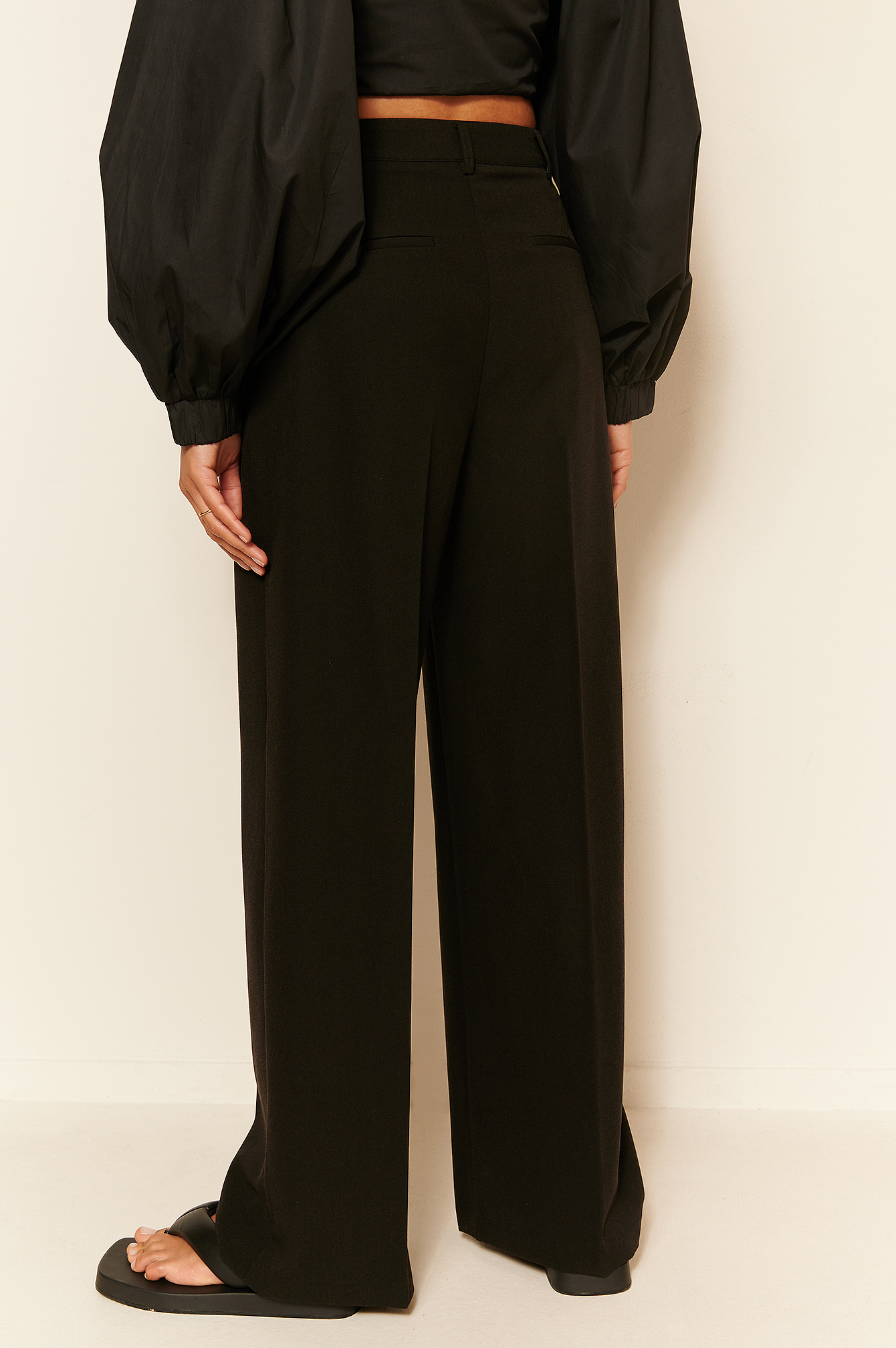 Pocket Detail Suit Pants Black | na-kd.com