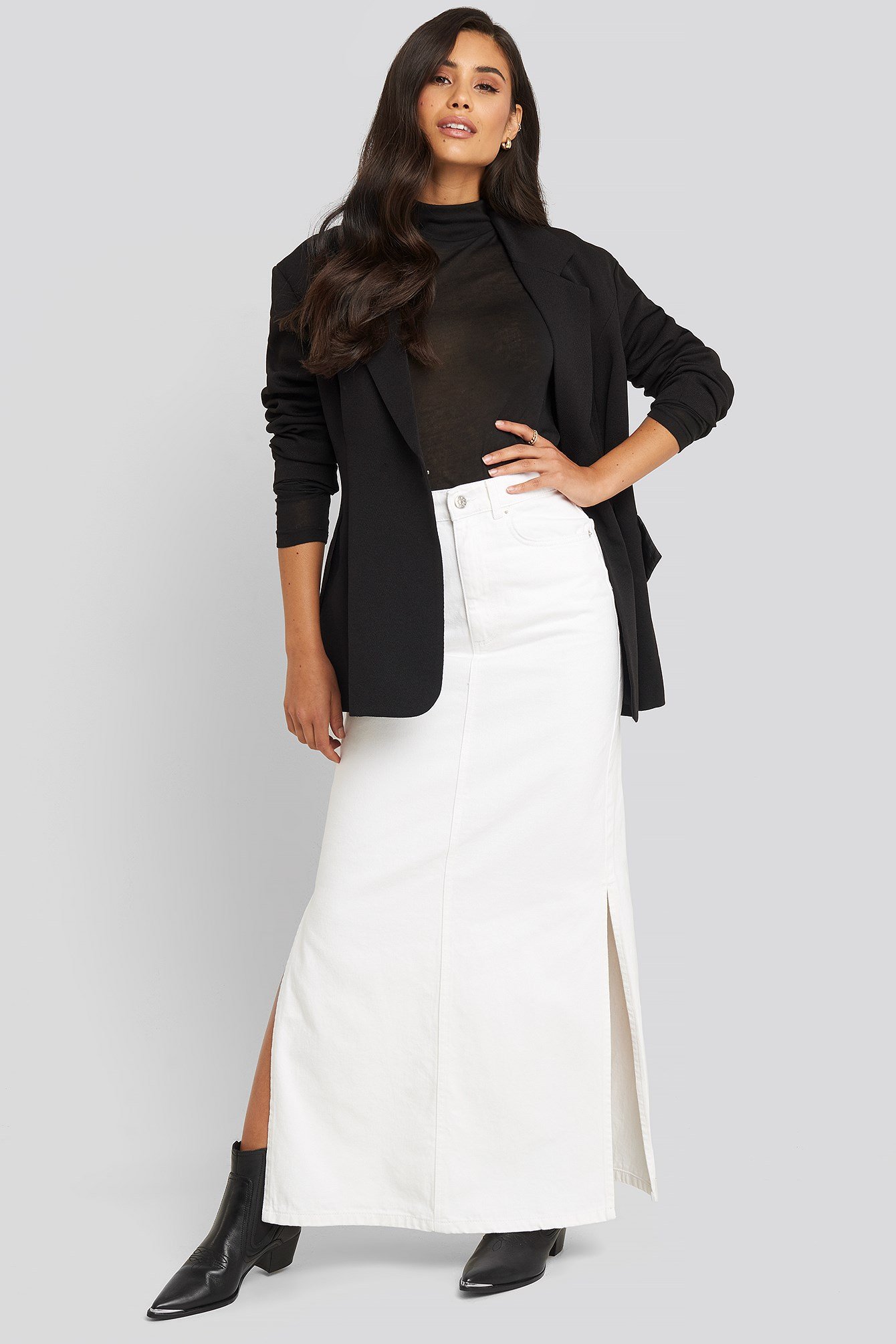 Side Split Maxi Denim Skirt White Outfit