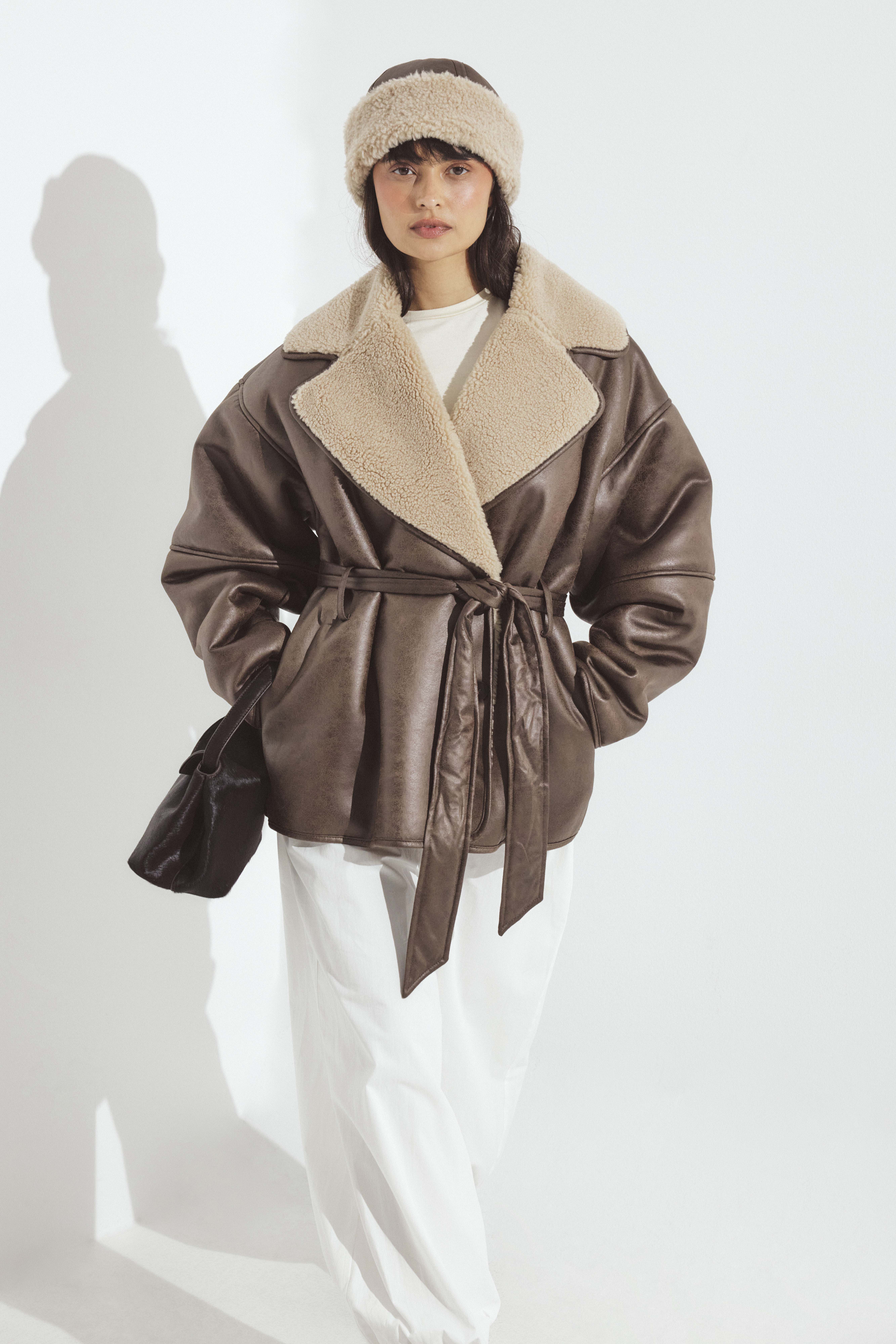 Oversized Belted Shearling Jacket Brown | NA-KD
