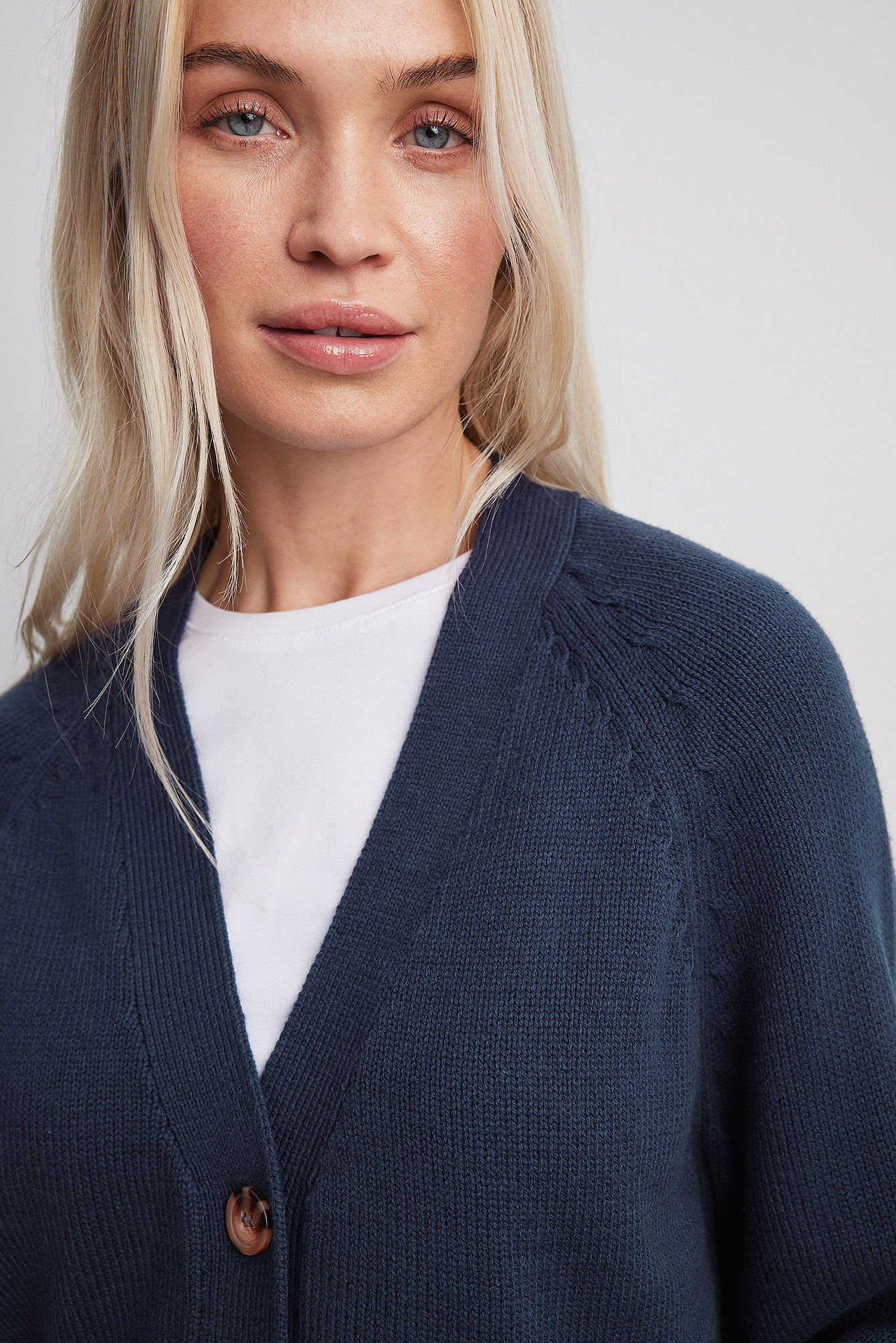 Oversized knitted cardigan