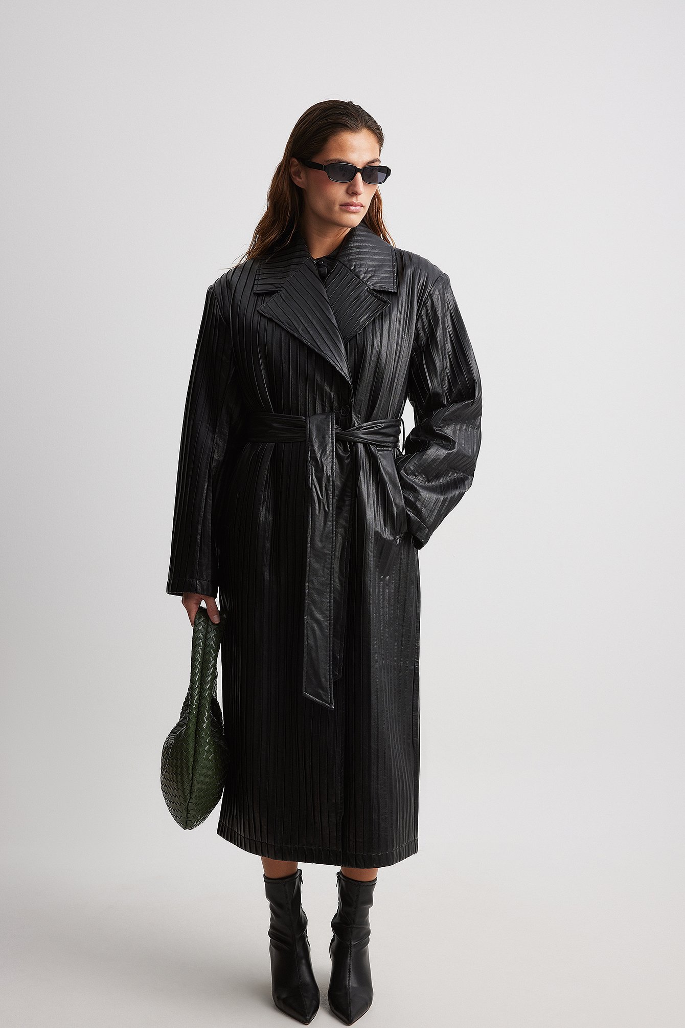 na-kd oversized pleated pu trench coat - black