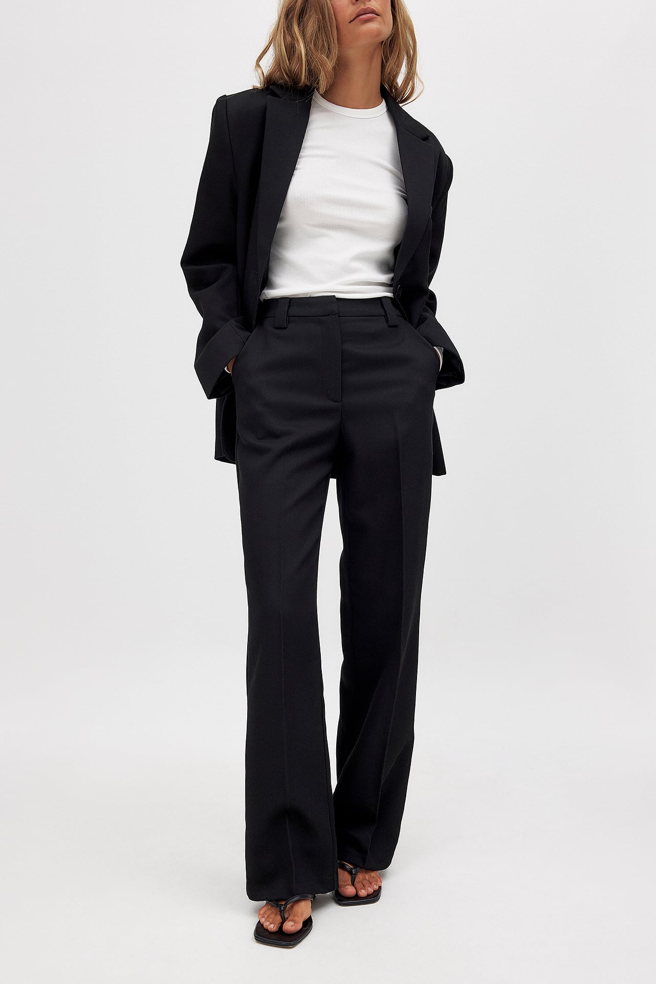 パンツ high waist straight twill pants Straight Mid Waist Twill Suit Pants Black | NA-KD