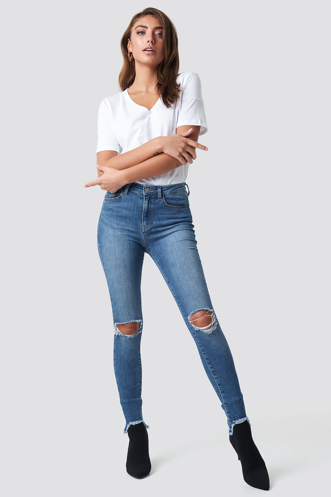 High Waist Ripped Jeans Mid Blue na kd com High Waist Ripped Jeans Mid Blue na kd com