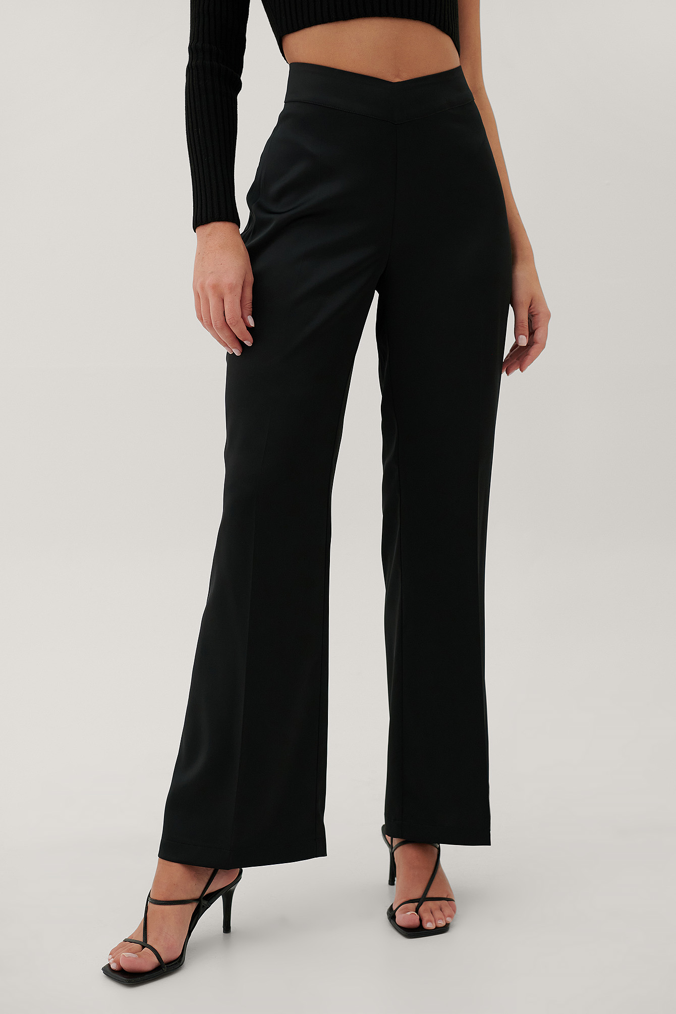 PAOLA LOCATELLI X NA-KD RECYCLED V-SHAPED WAIST SUIT PANTS - BLACK