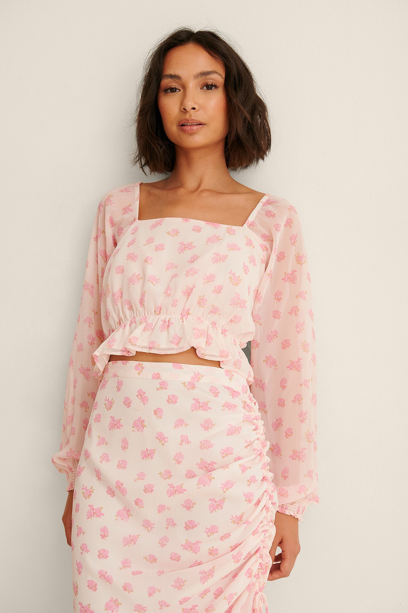 Pink Print Balloon Sleeve Cropped Blouse