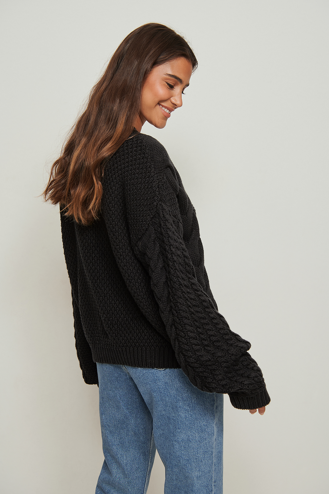 Heavy Cable Knit Sweater Black | na-kd.com