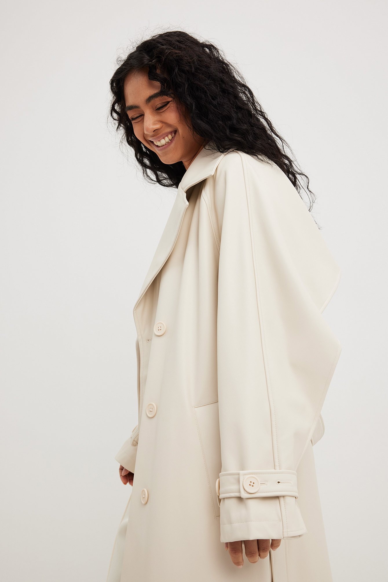 PU Detailed Trenchcoat Offwhite