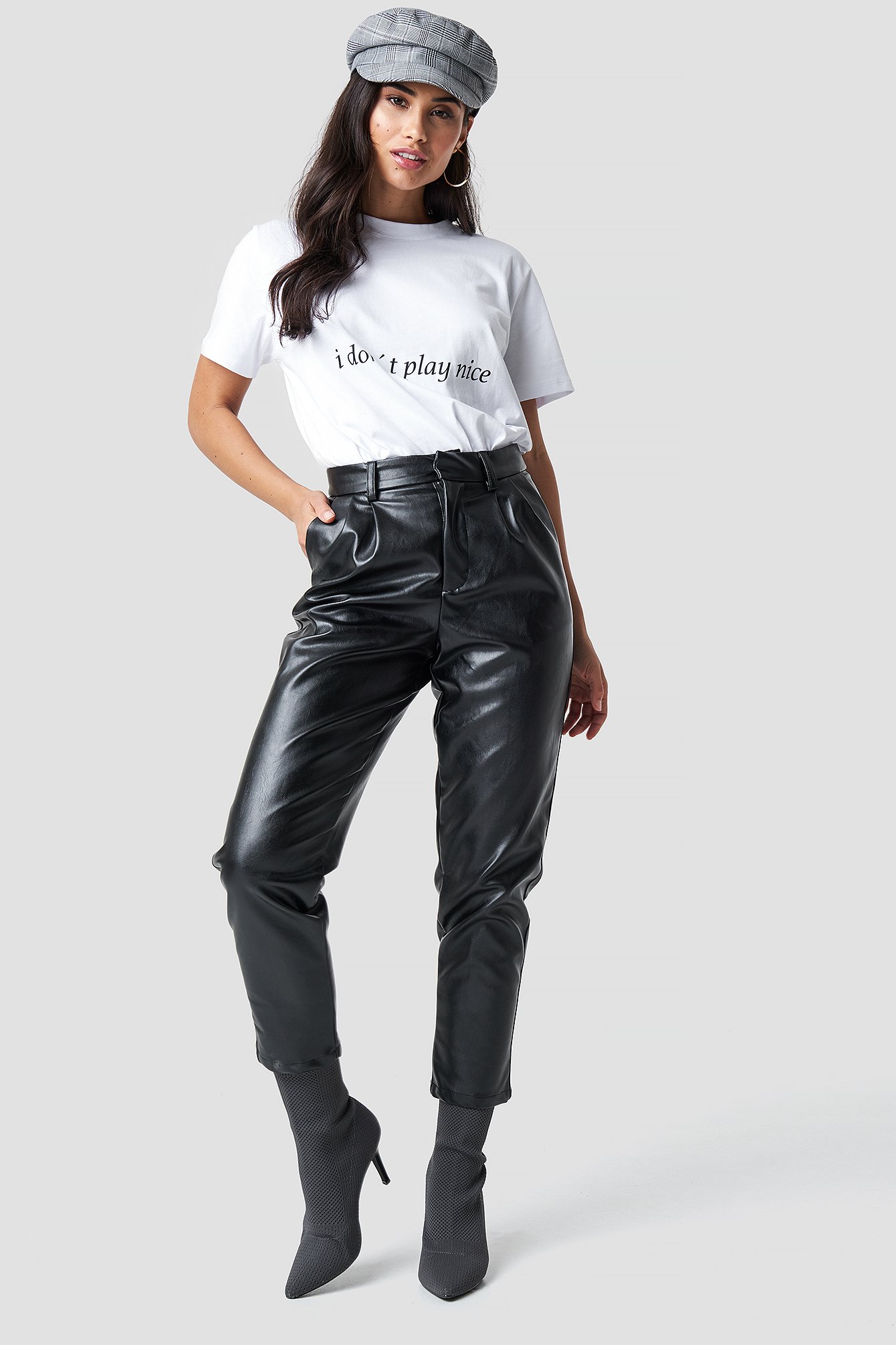 Chloé B X Na-kd  PU Leather Cropped Pants - Black