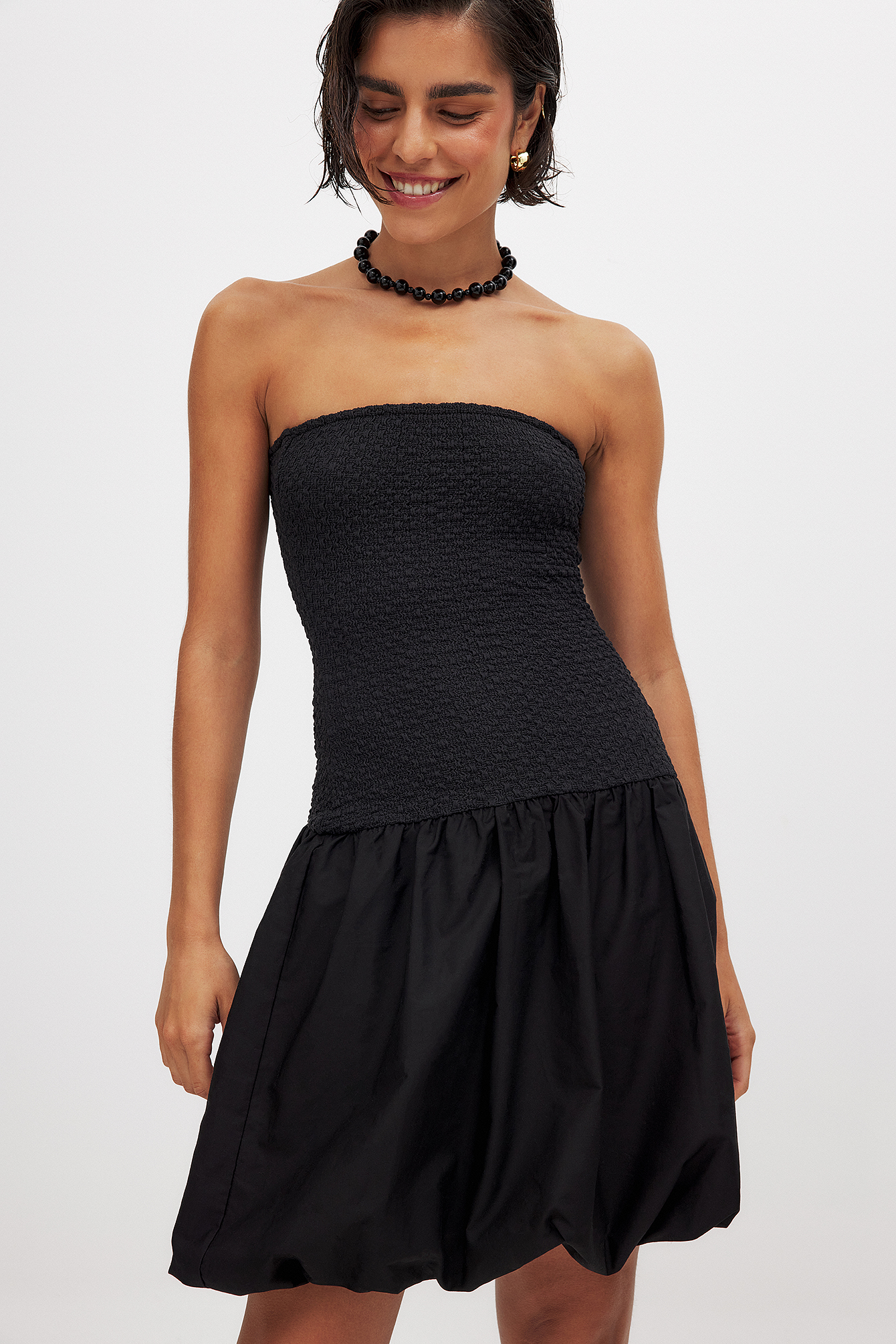 Robe courte bouffante Noir NA-KD