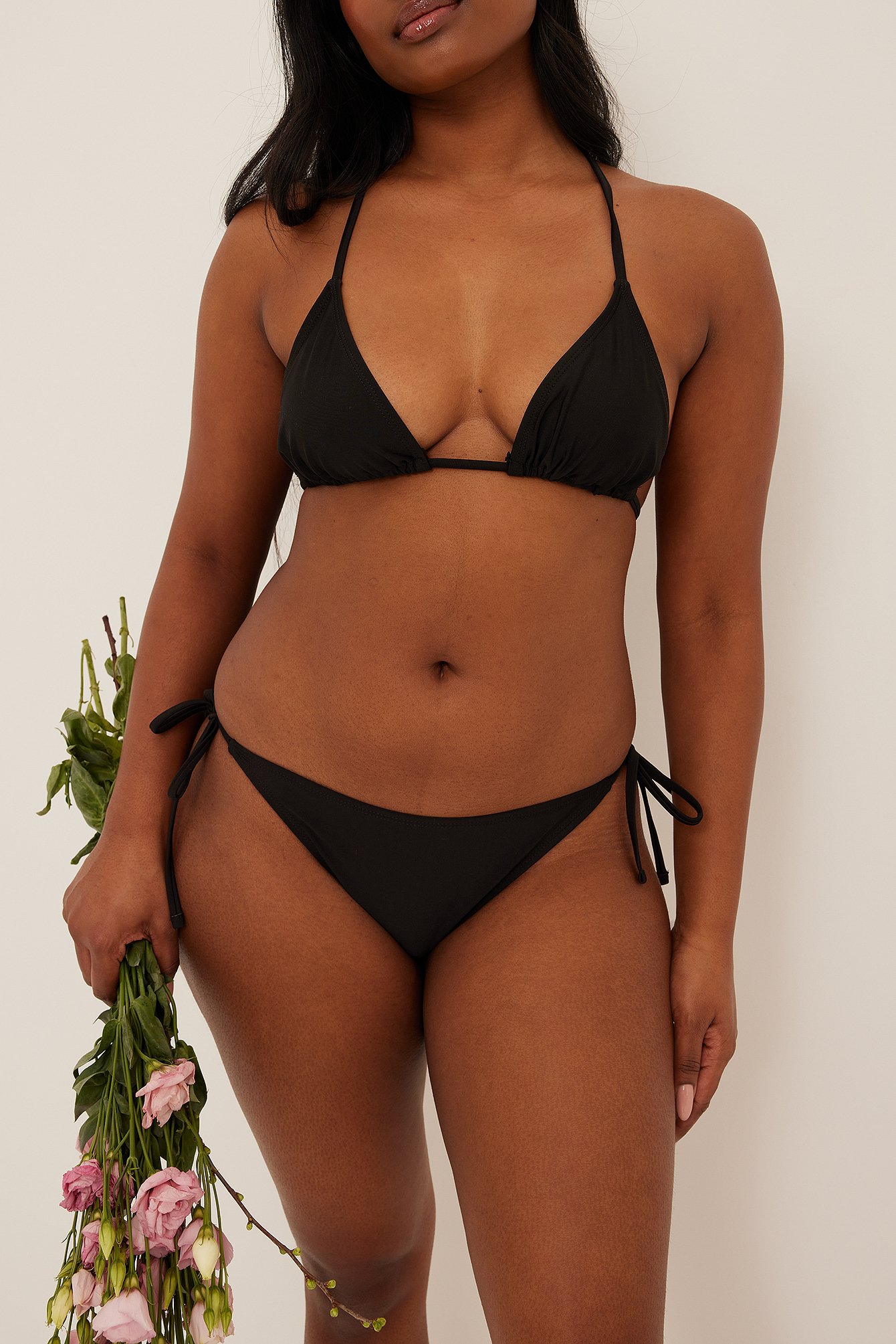 Black Recyceltes Triangel-Bikini-Top