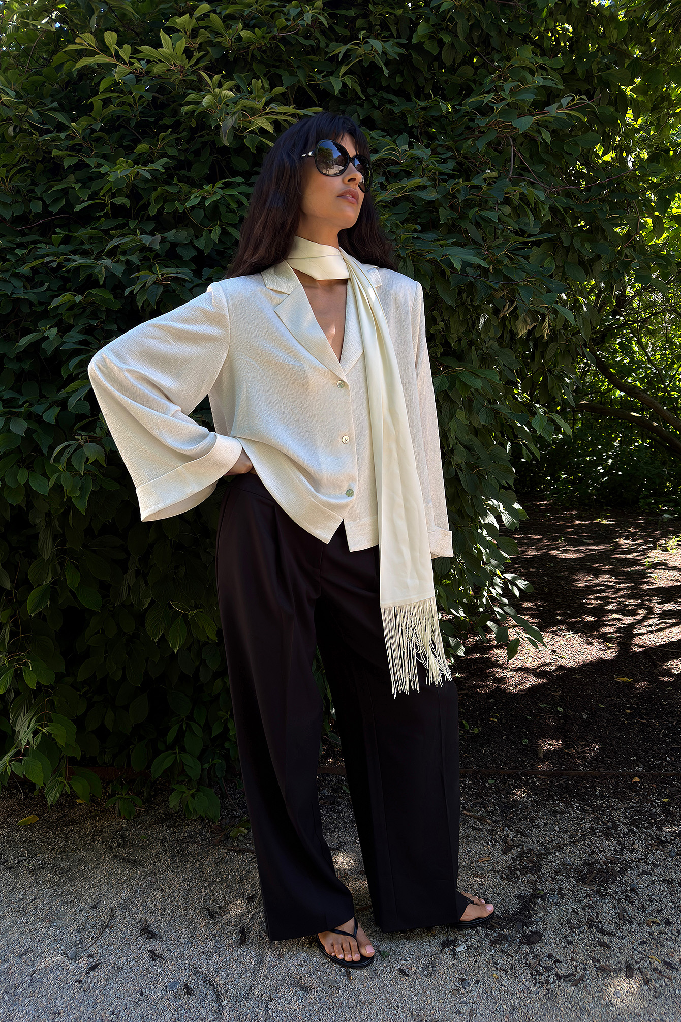 Relaxed elastic back pants black — byxor med fickor från NA-KD