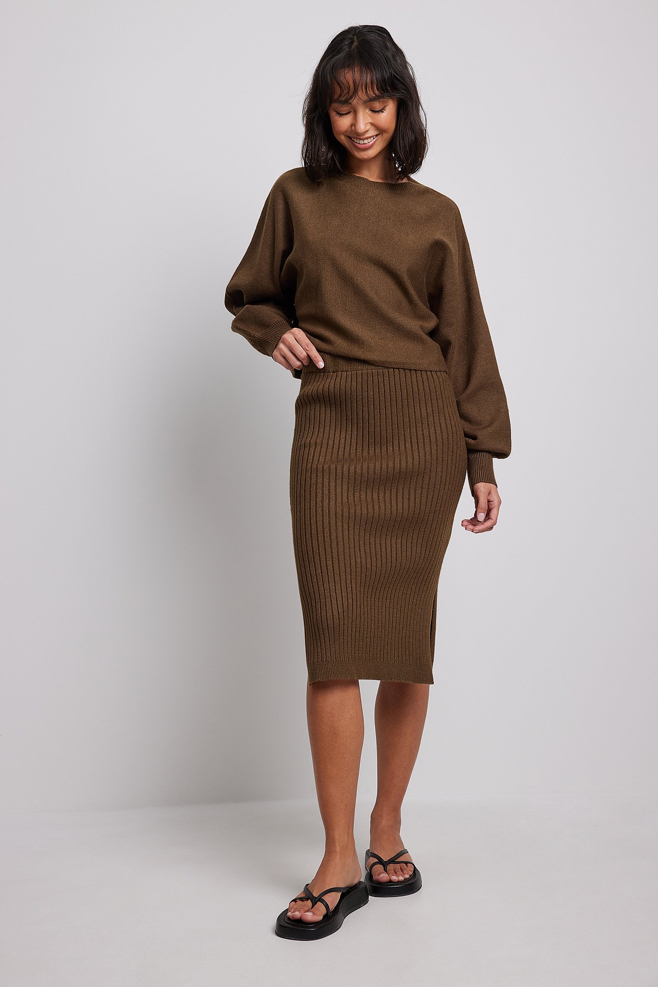 Brown Rib Knitted Skirt