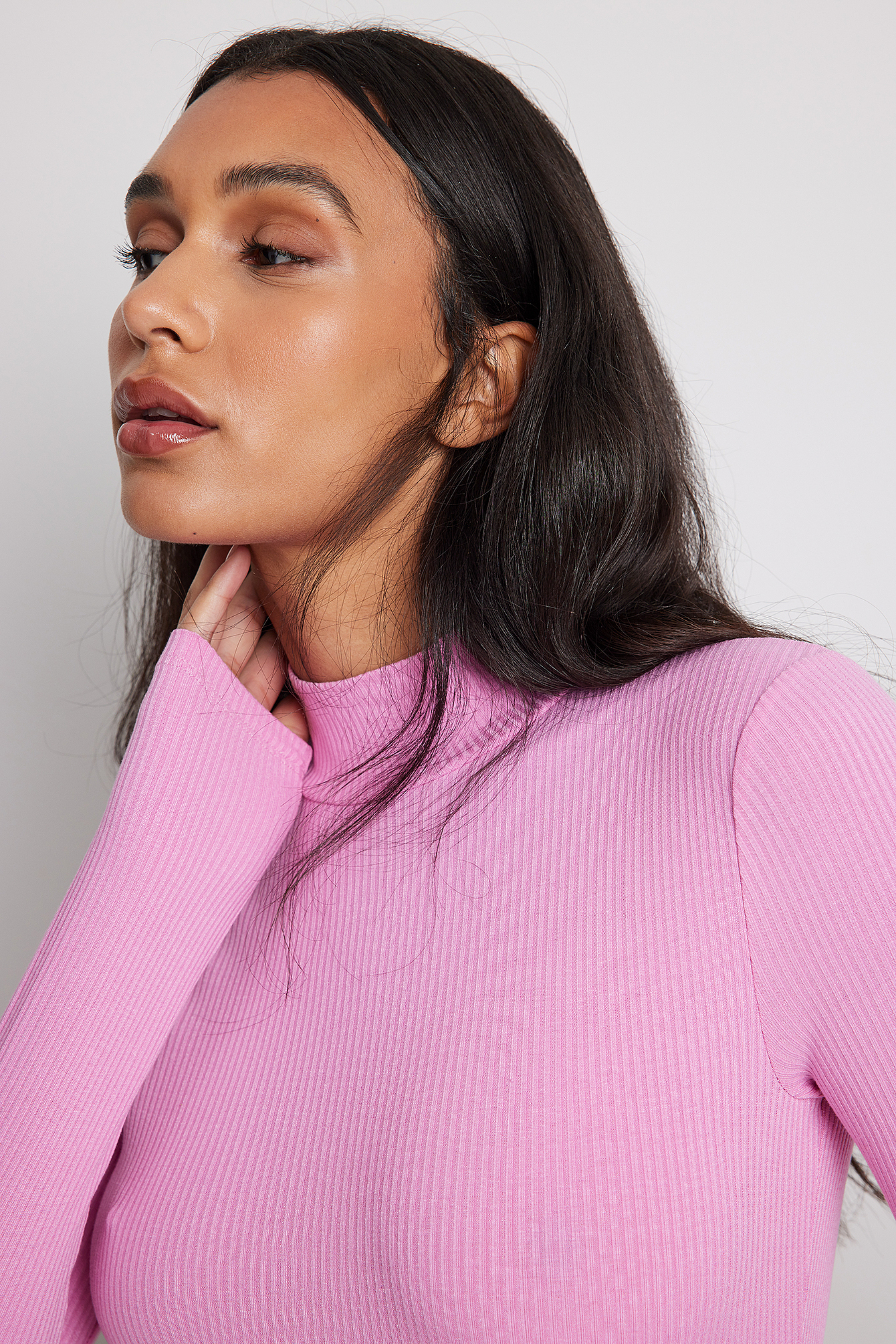 Ribbed Long Sleeved Turtle Neck Sweater 