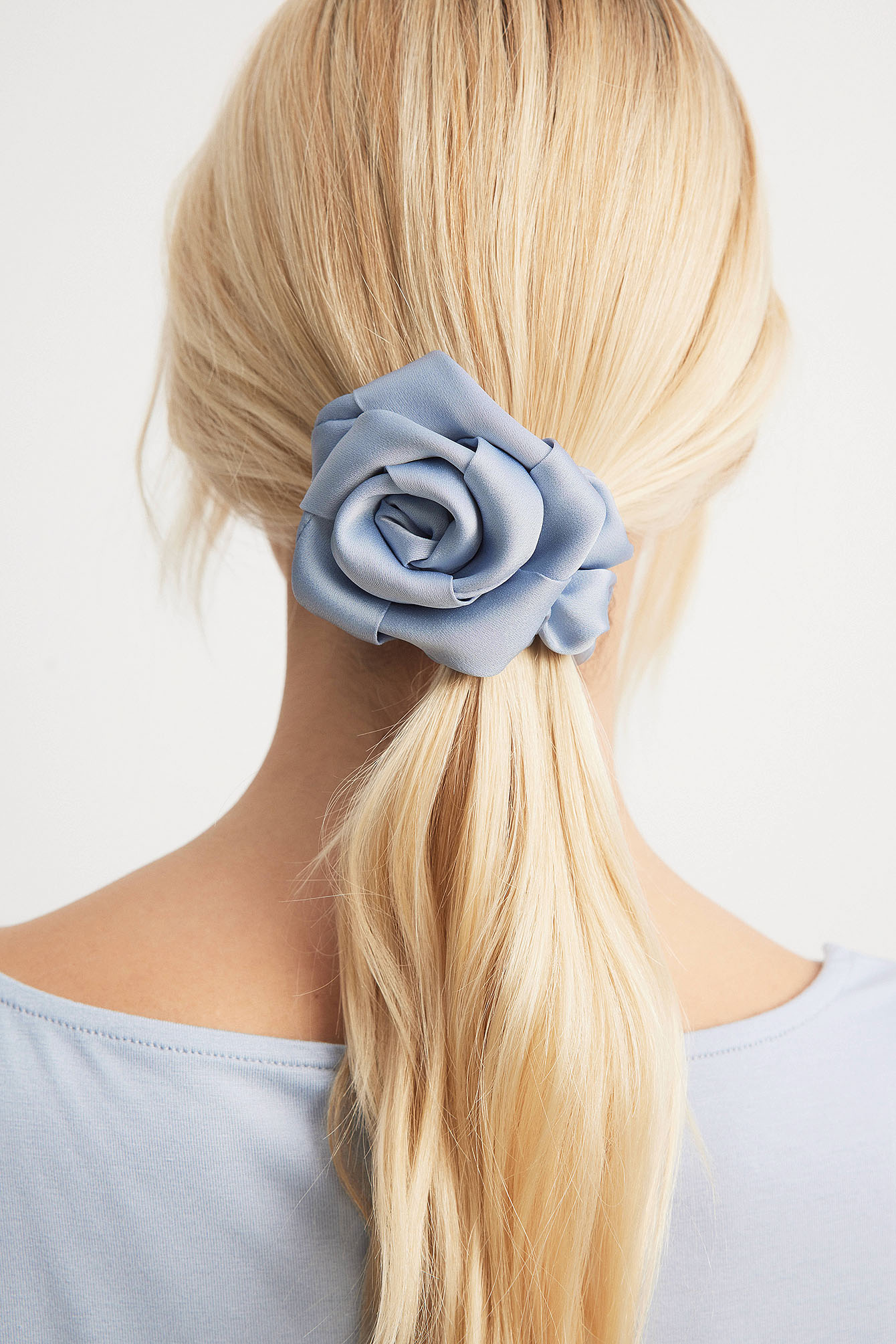 Scrunchie Satin Rose Métallisé Avec Perles - Unique Et Mignon, Neuf Sans étiquette
