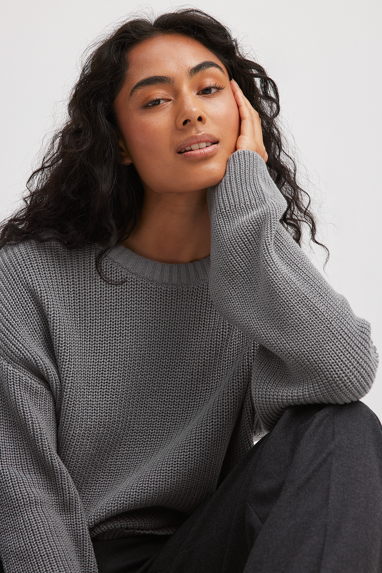 Round Neck Knitted Sweater