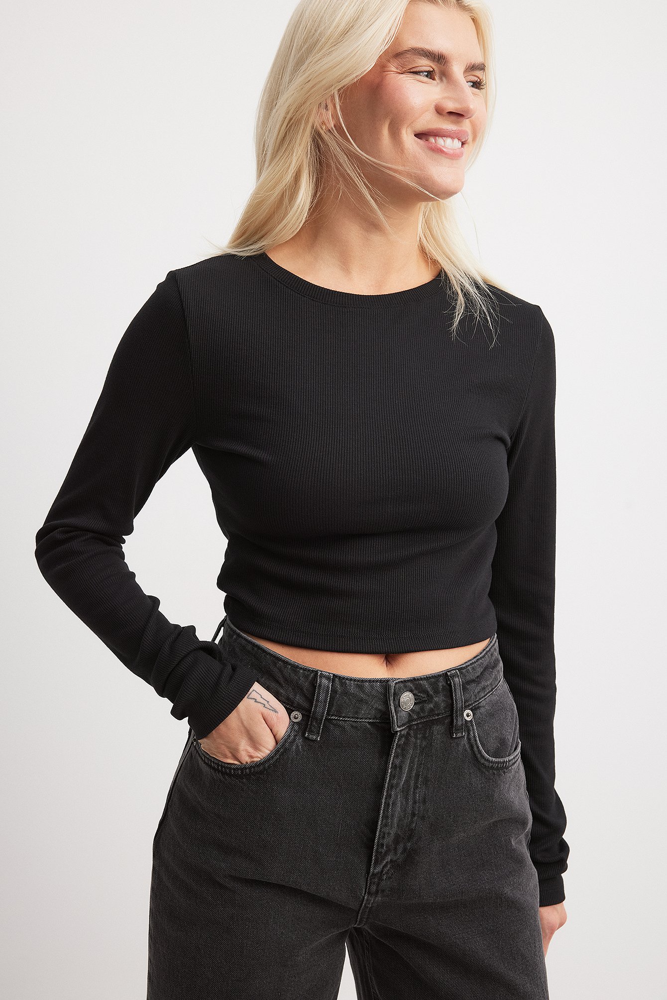NA-KD Basic Ribbad långärmad topp i croppad modell - Bastoppar - Svart - XX-Large - NA-KD / NAKD
