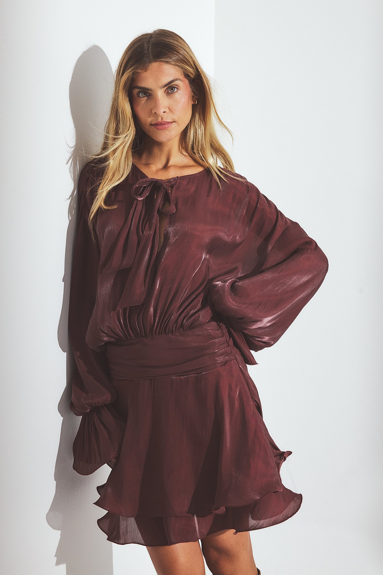 Ruched Waist Ruffle Mini Dress - Ruffle Dresses - Burgundy - EU 34 Ruched Waist Ruffle Mini Dress - Ruffle Dresses - Burgundy - EU 34