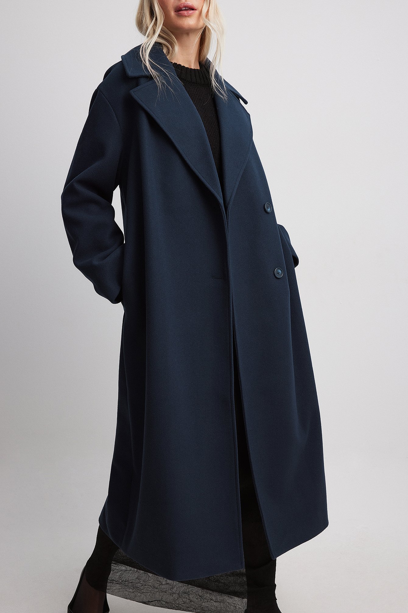 Langer Mantel mit Schal Blau | NA-KD