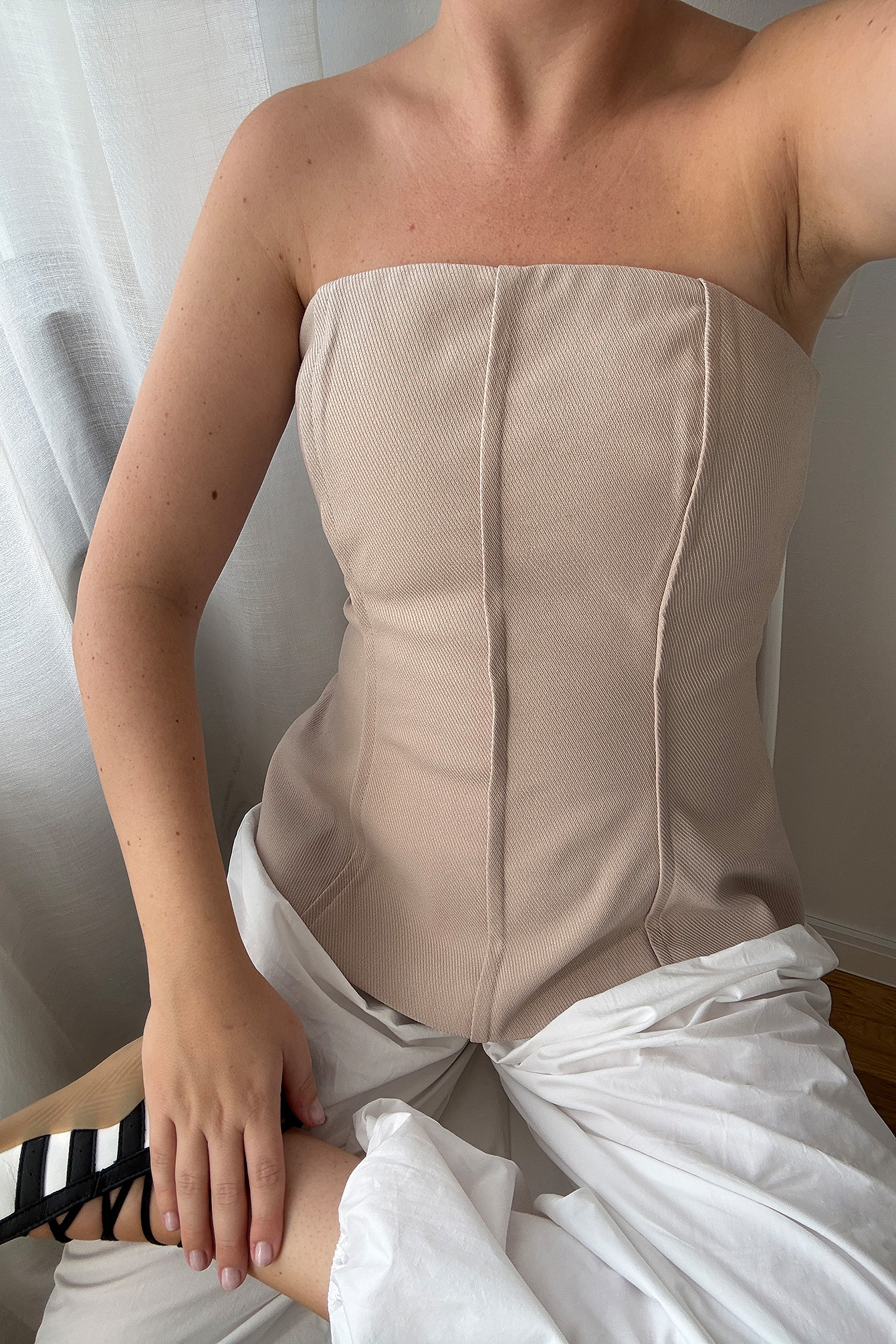 NA-KD Haut coupe sablier à coutures apparentes - - Beige - EU 44 - NA-KD / NAKD