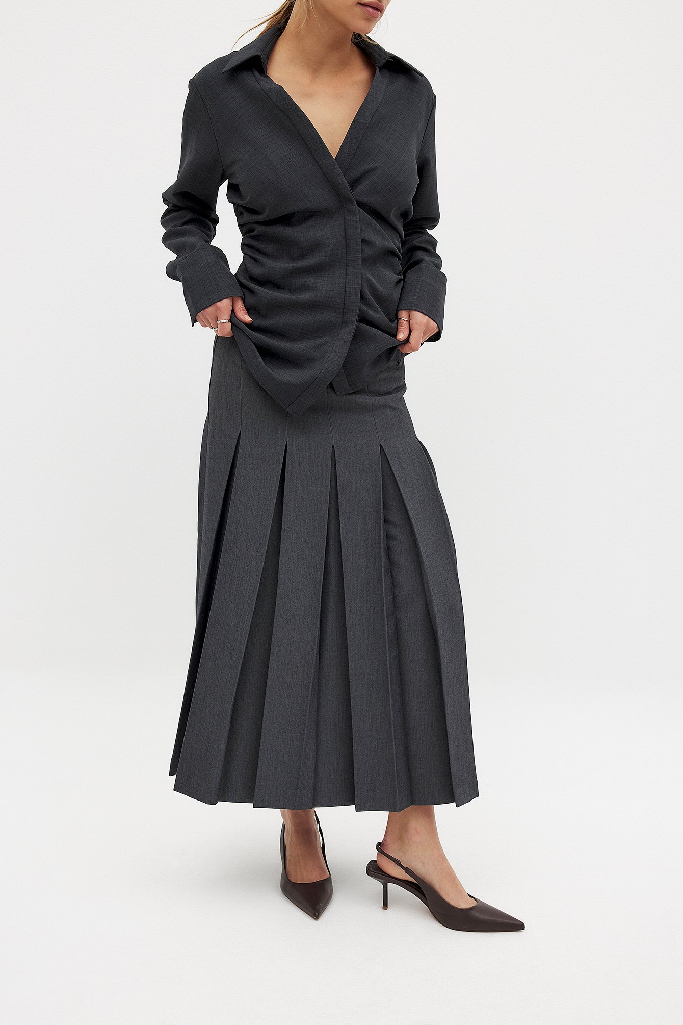 Pleated Midi Skirt Grey NA-KD - Main Image