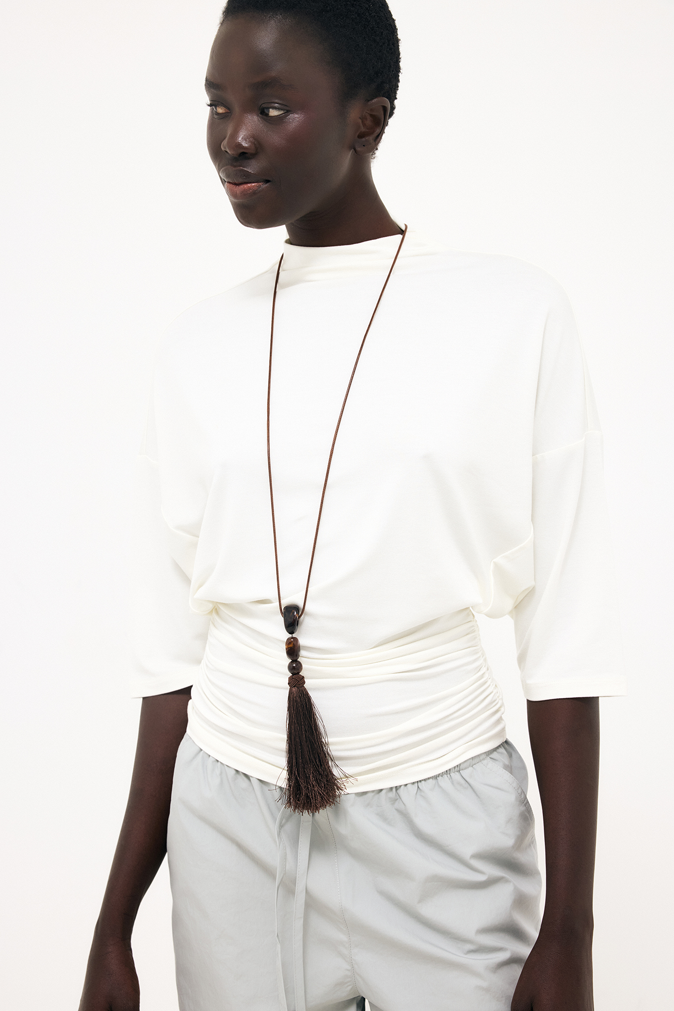 soft_line_funnel_neck_jersey_t