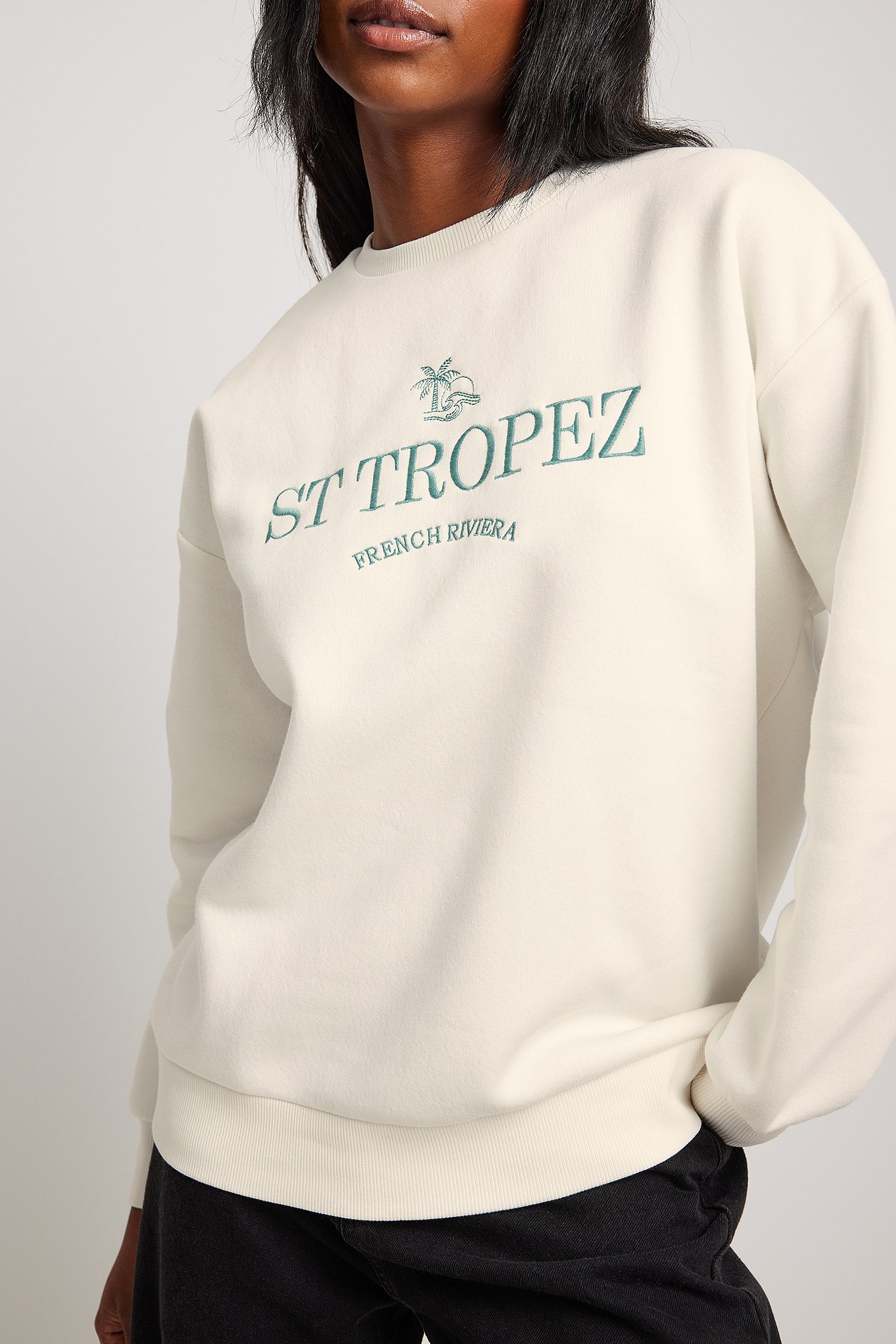 St Tropez City Print Sweatshirt Offwhite | na-kd.com