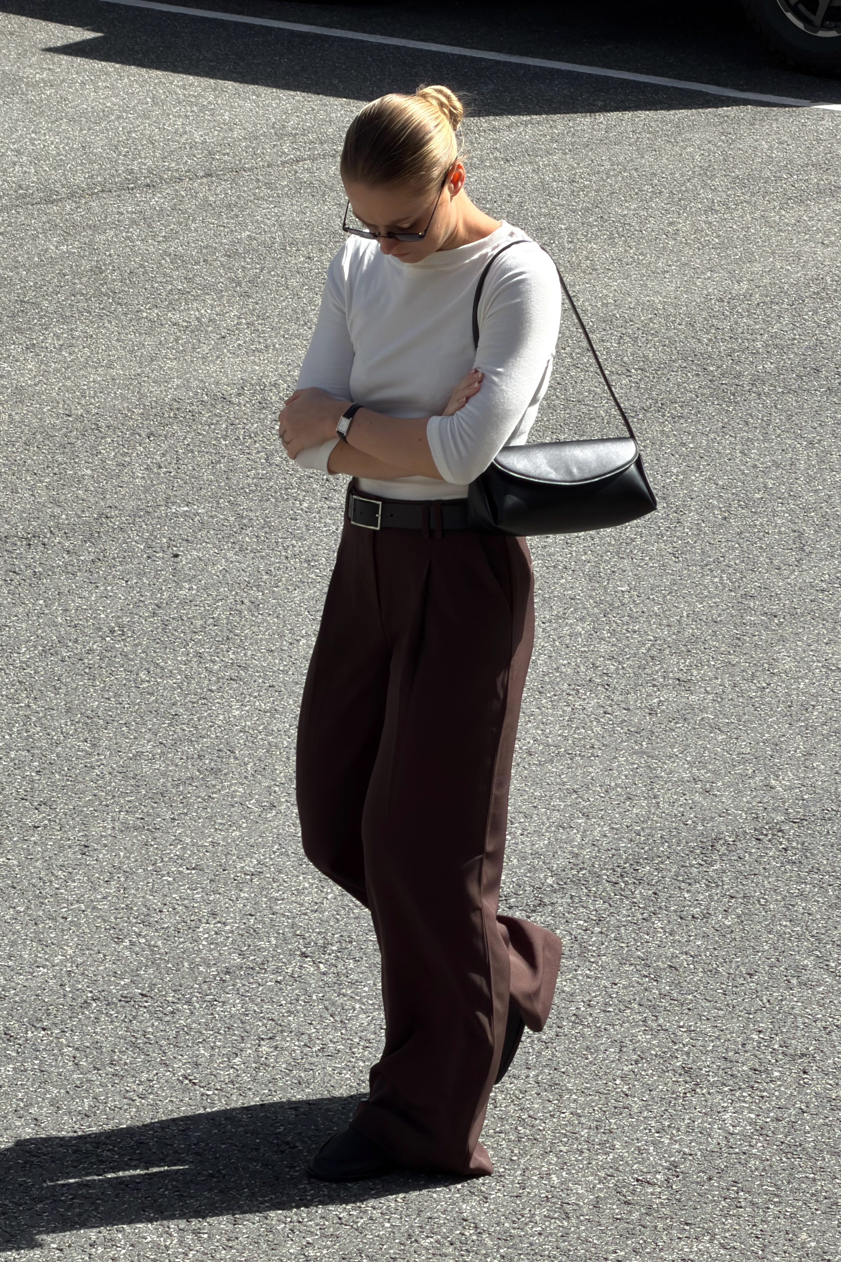 Mid waist wide leg pants light brown — byxor med fickor från NA-KD