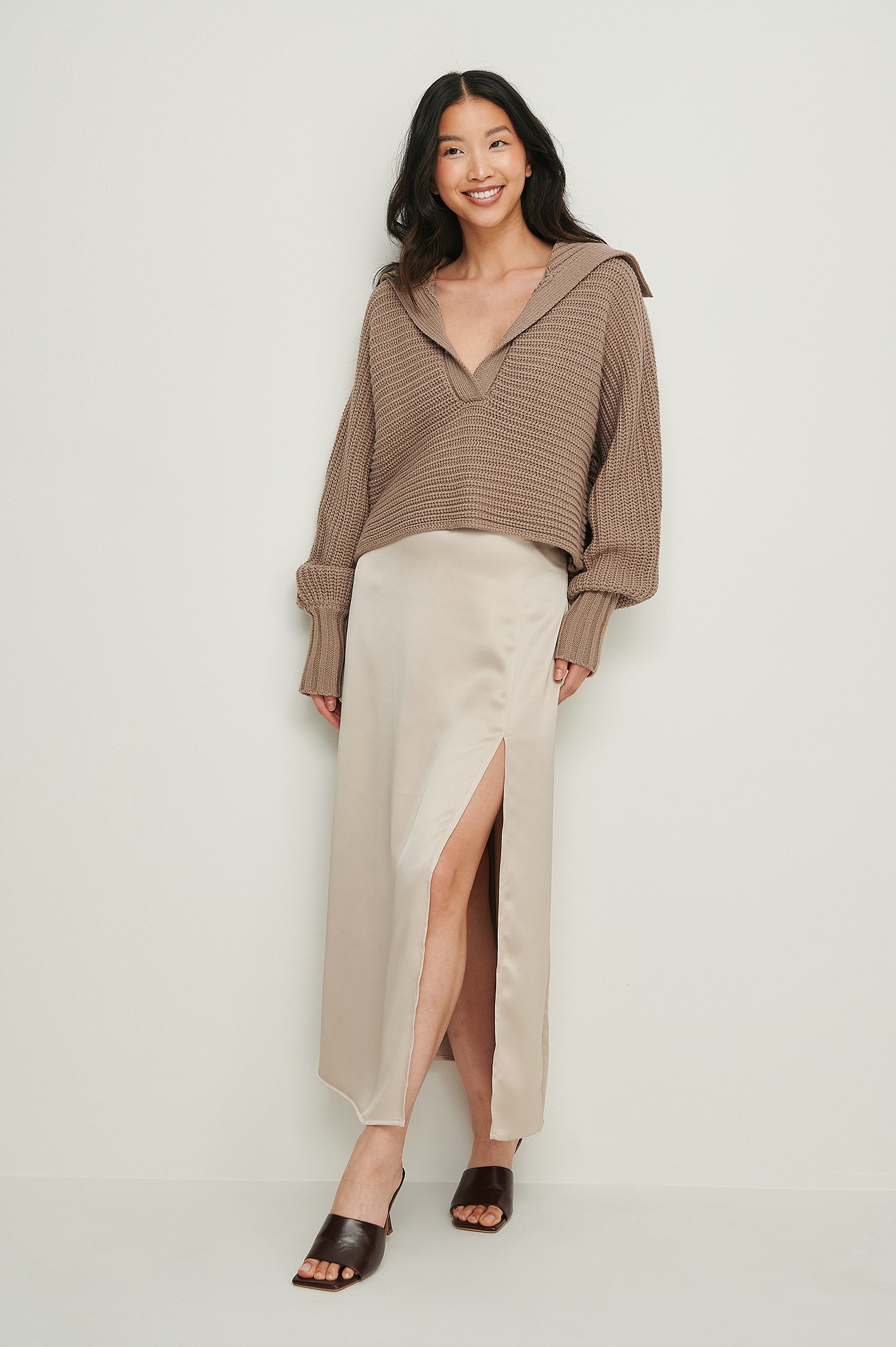Nougat Big Collar Chunky Knitted Sweater