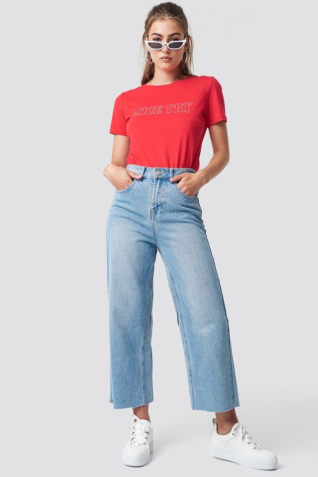 High Waisted Jeans with Basic T-shirt Outfit