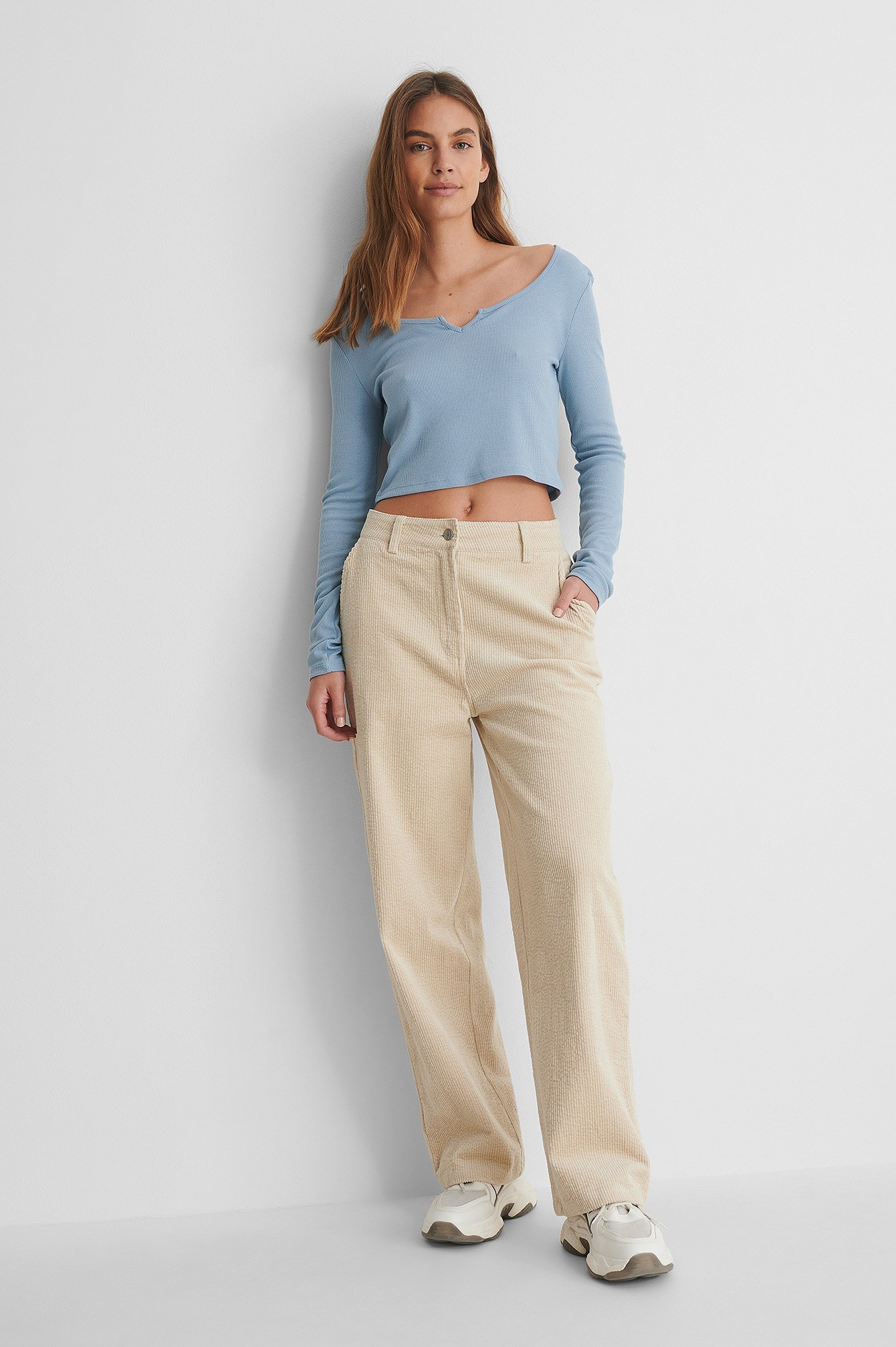 V-Neck Cropped Rib Top Outfit.