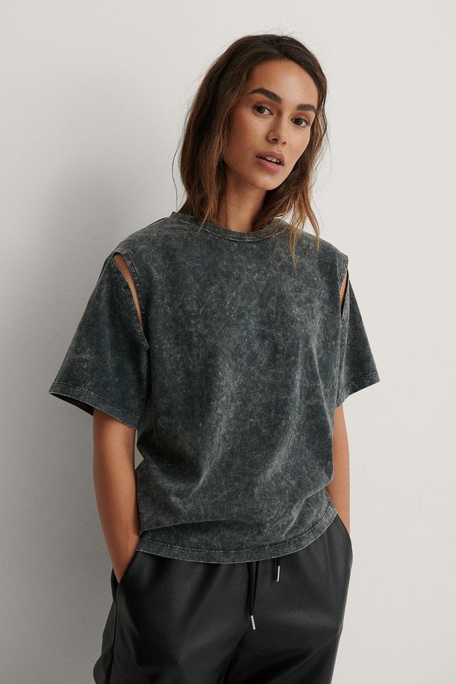 Armhole Cut Detail Oversized Tee Outfit.